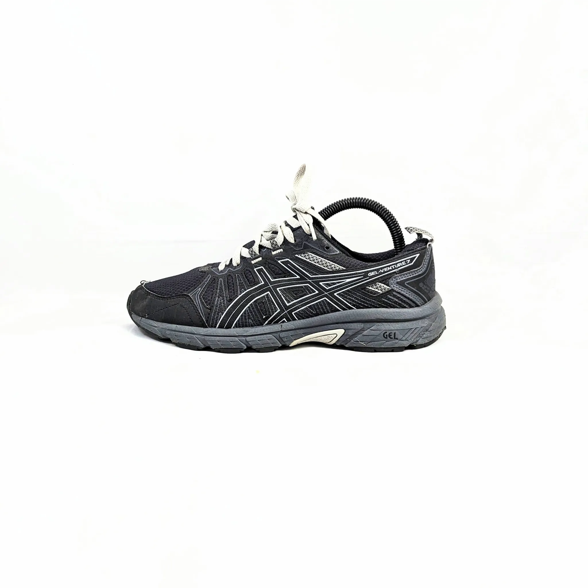 حذاء ASICS جل أسود