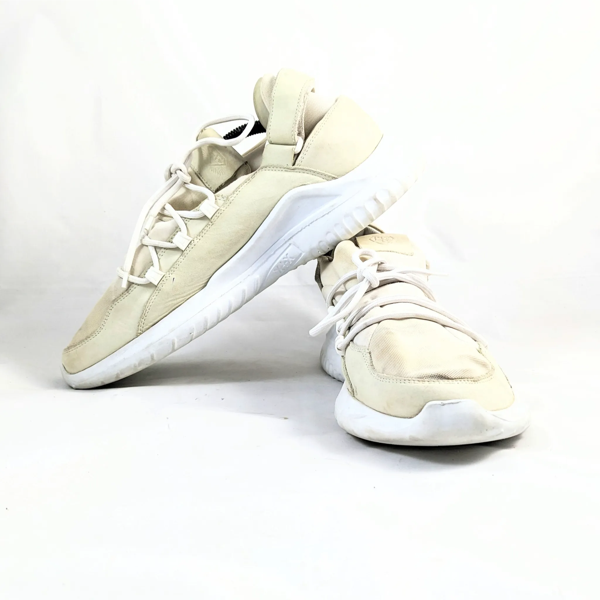 X+Y White Running Shoes