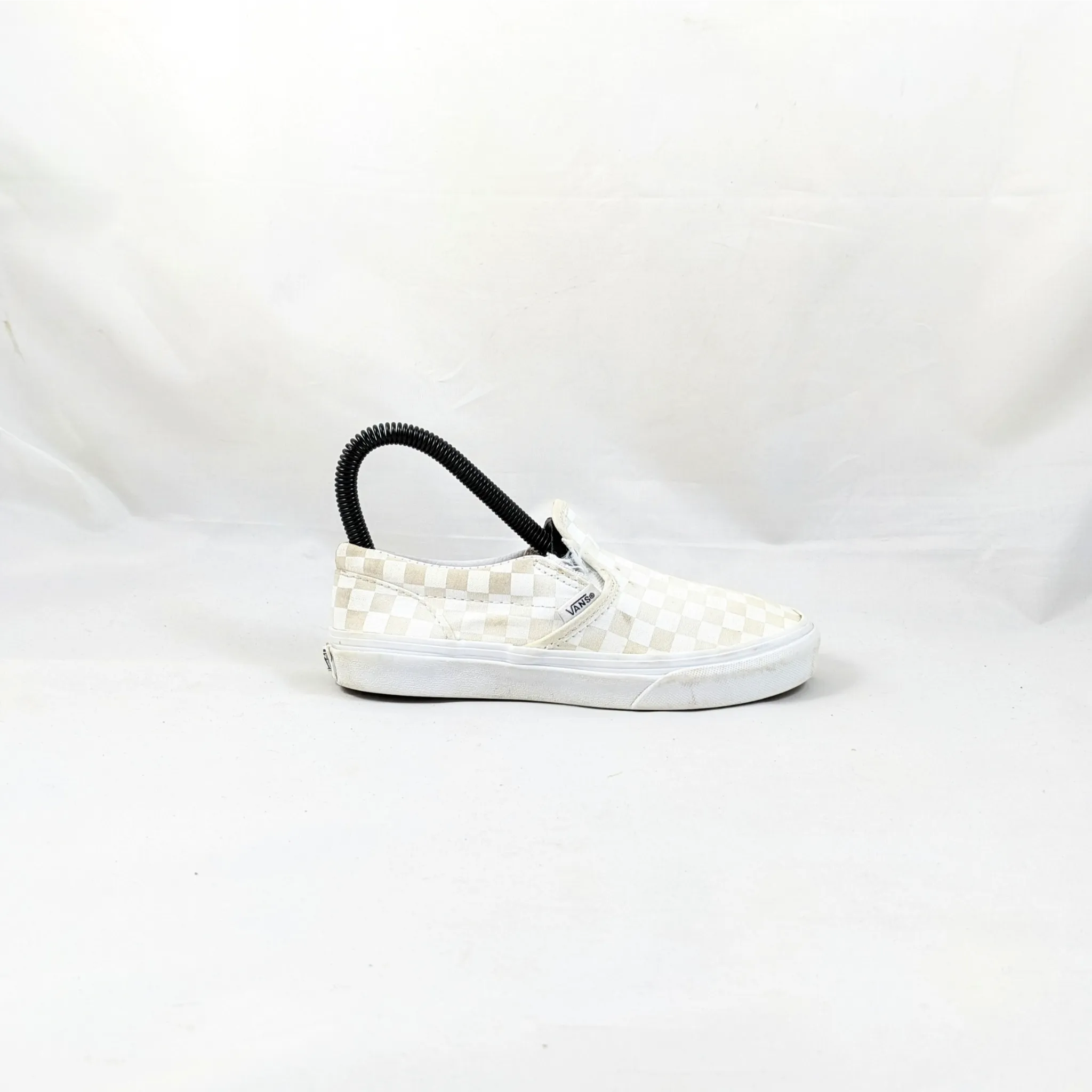 عربات بيضاء SlipOns