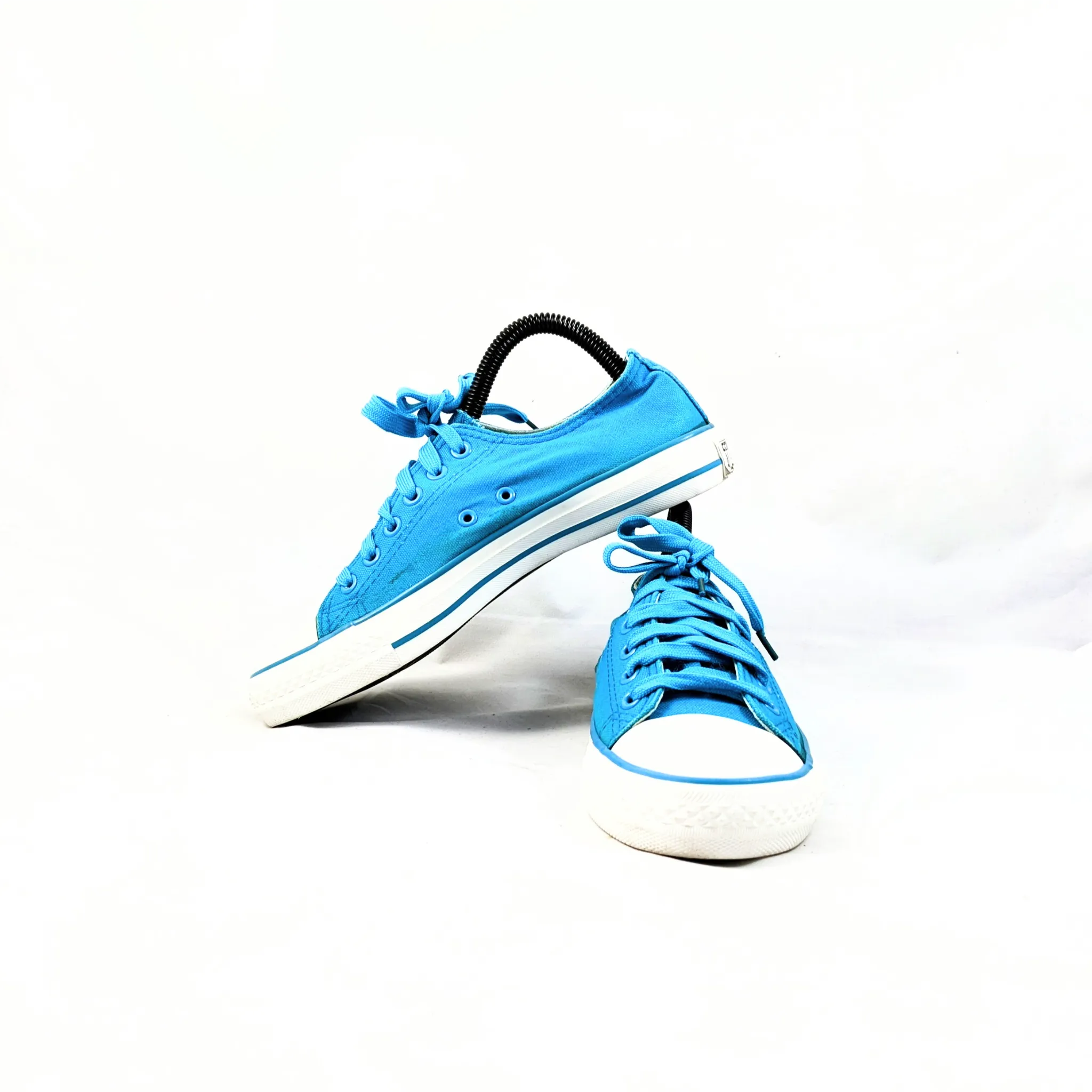 Jeckni Blue Sneakers