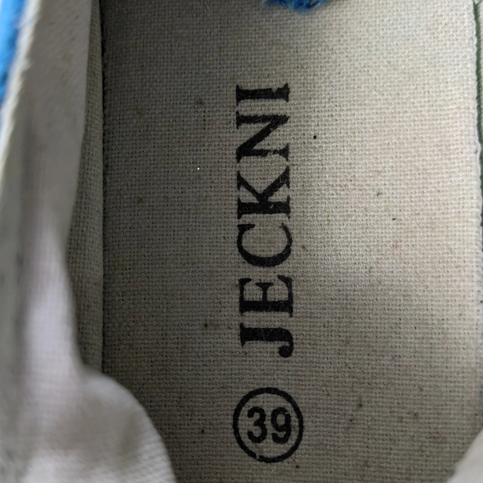 Jeckni Blue Sneakers