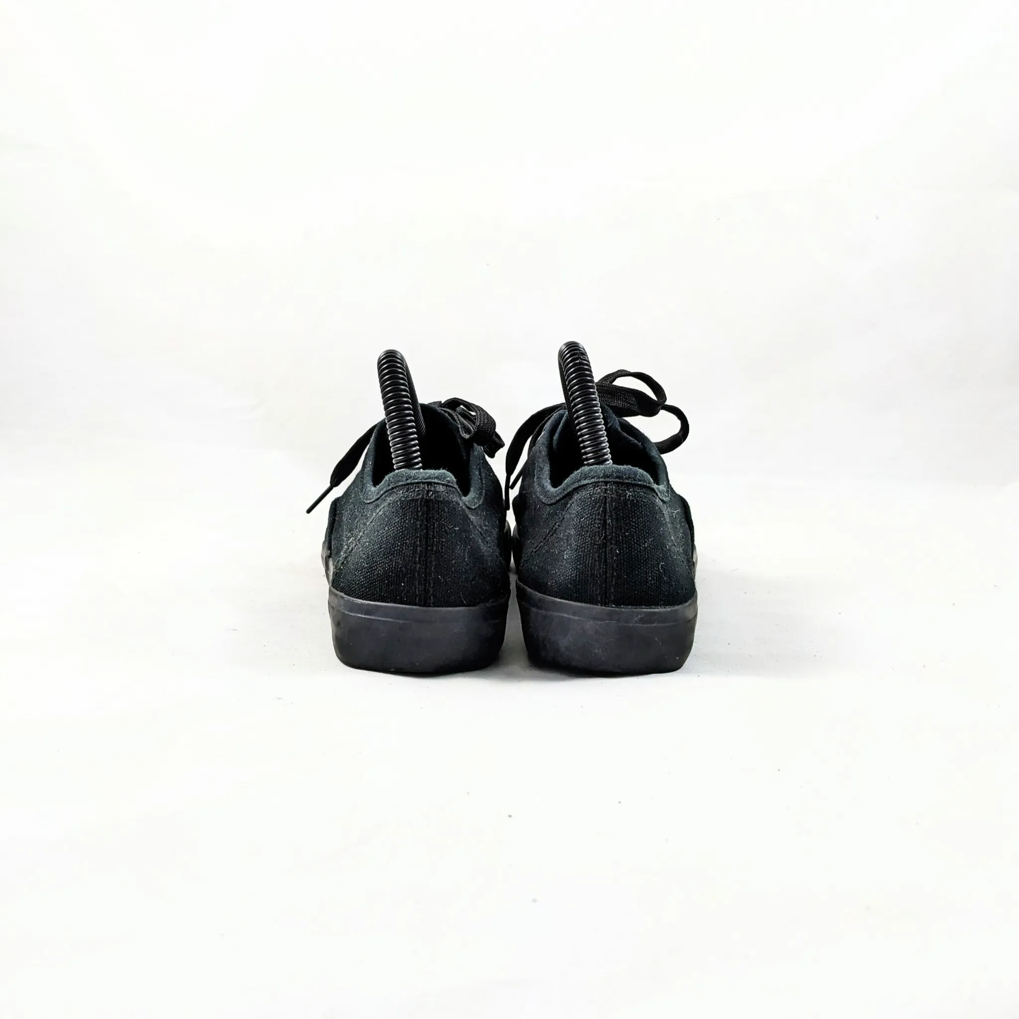 Vty Black Sneakers