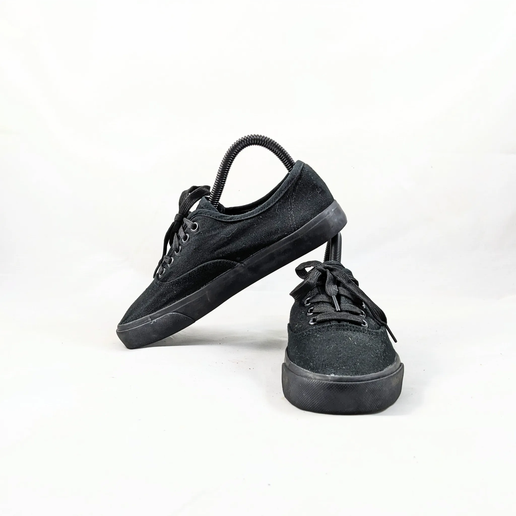 Vty Black Sneakers