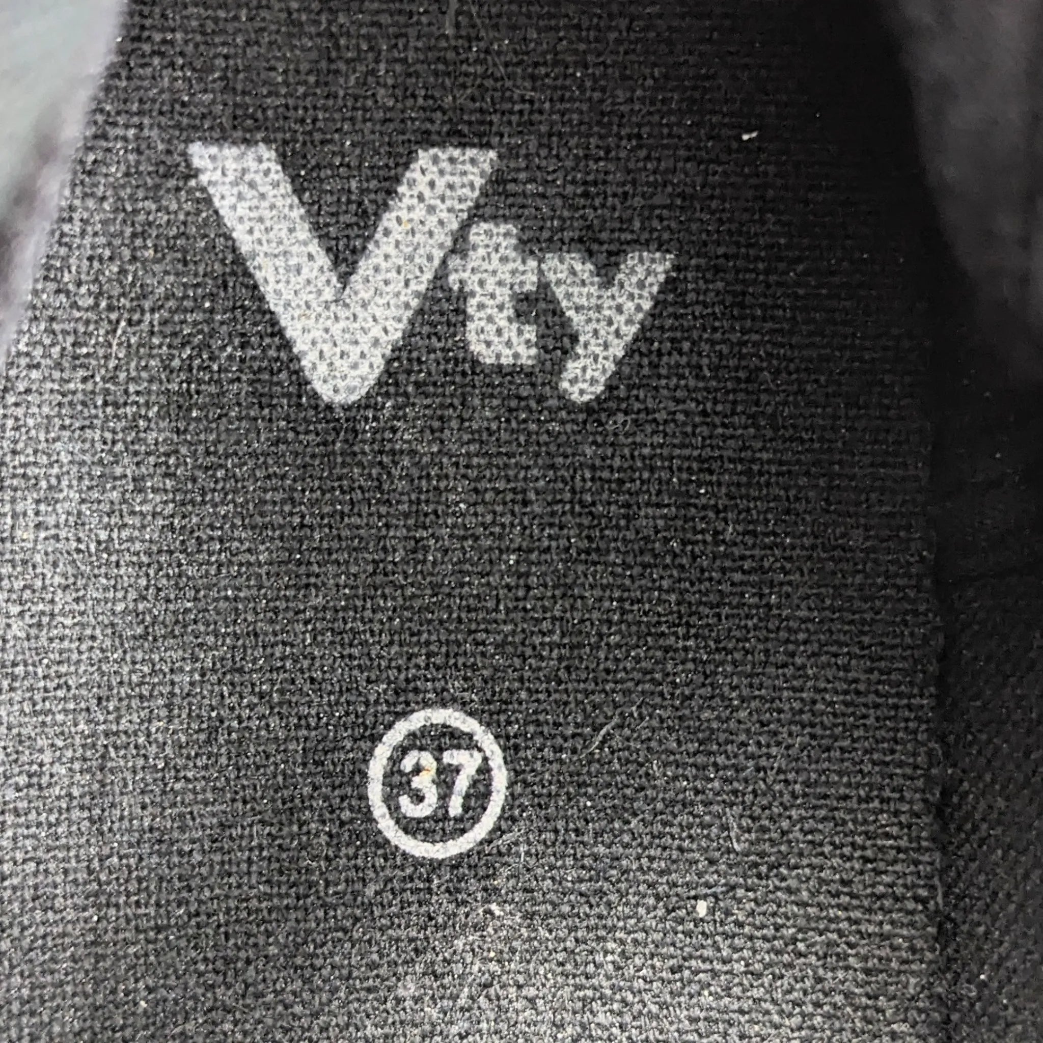 Vty Black Sneakers