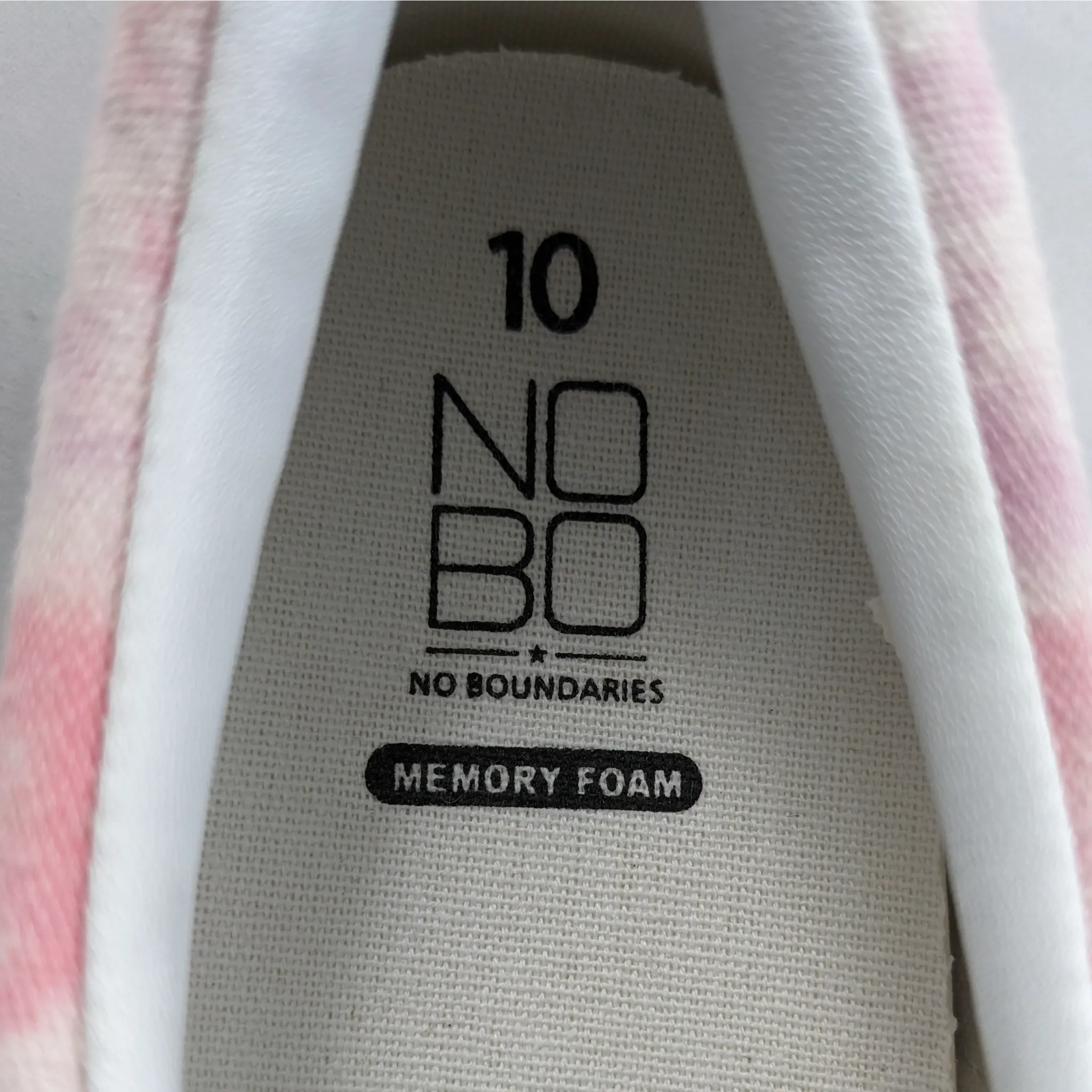 No-Boundaries Pink SlipOns Premium Plus