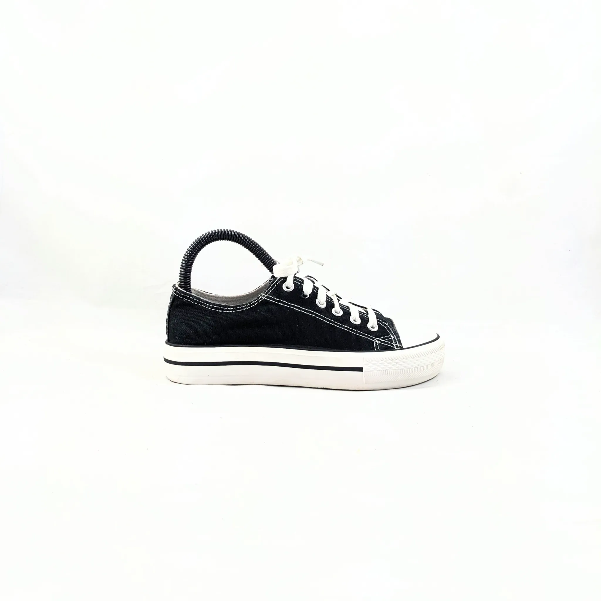 MarQuiiz Black Sneakers