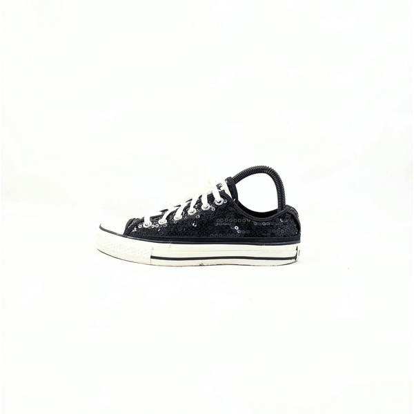 Converse Black Sneakers