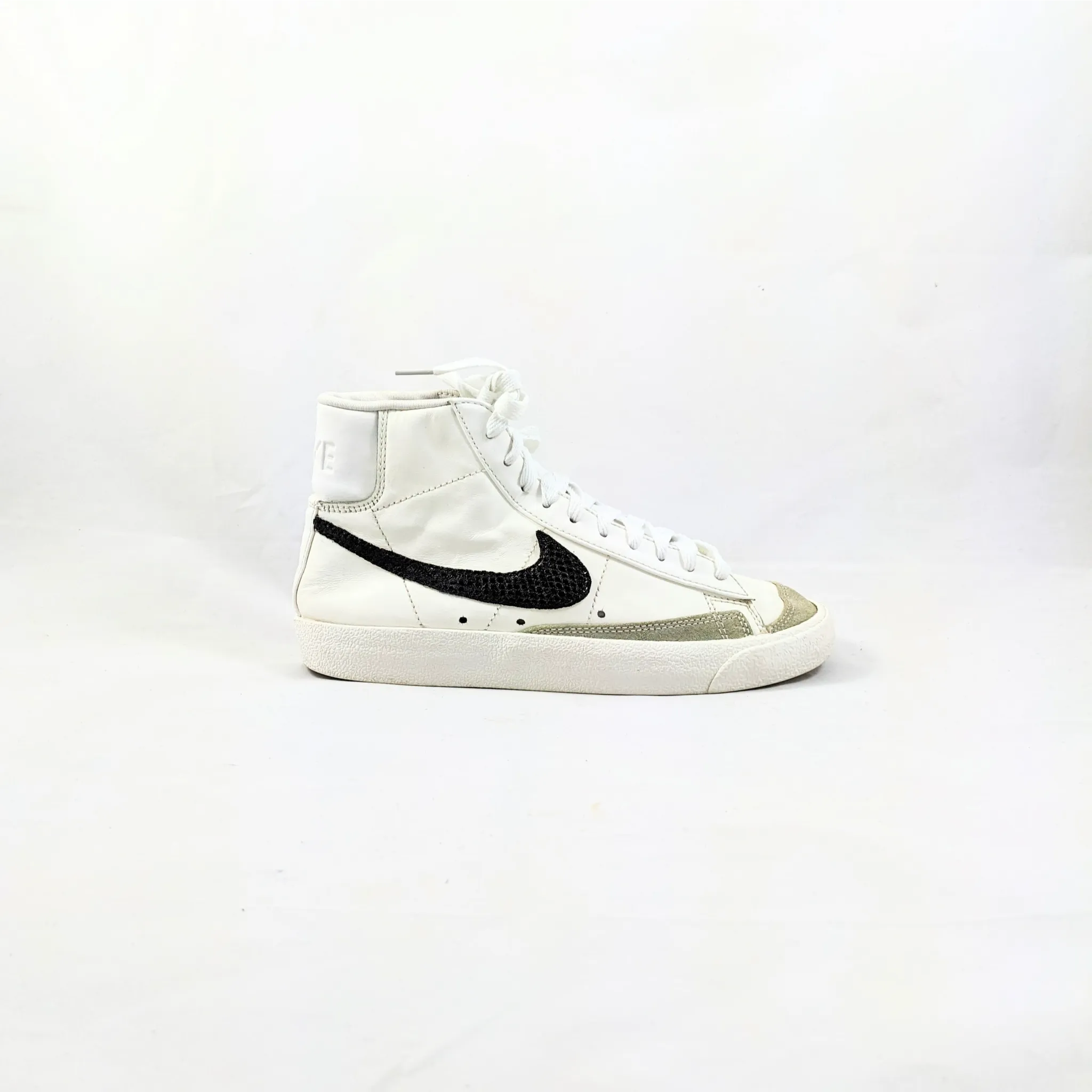 Nike Blazer White Hightops