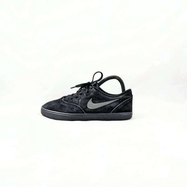 Nike Black Sneakers