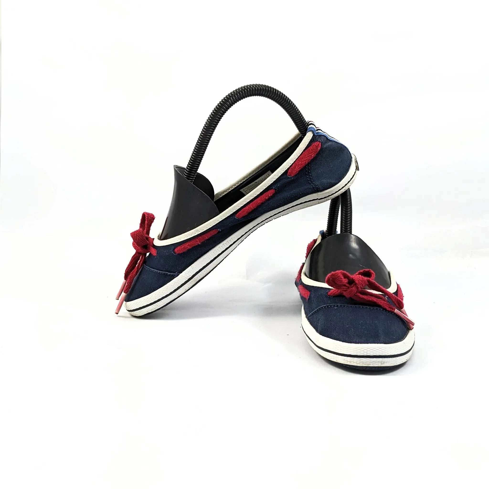 تومي هيلفيغر SlipOns