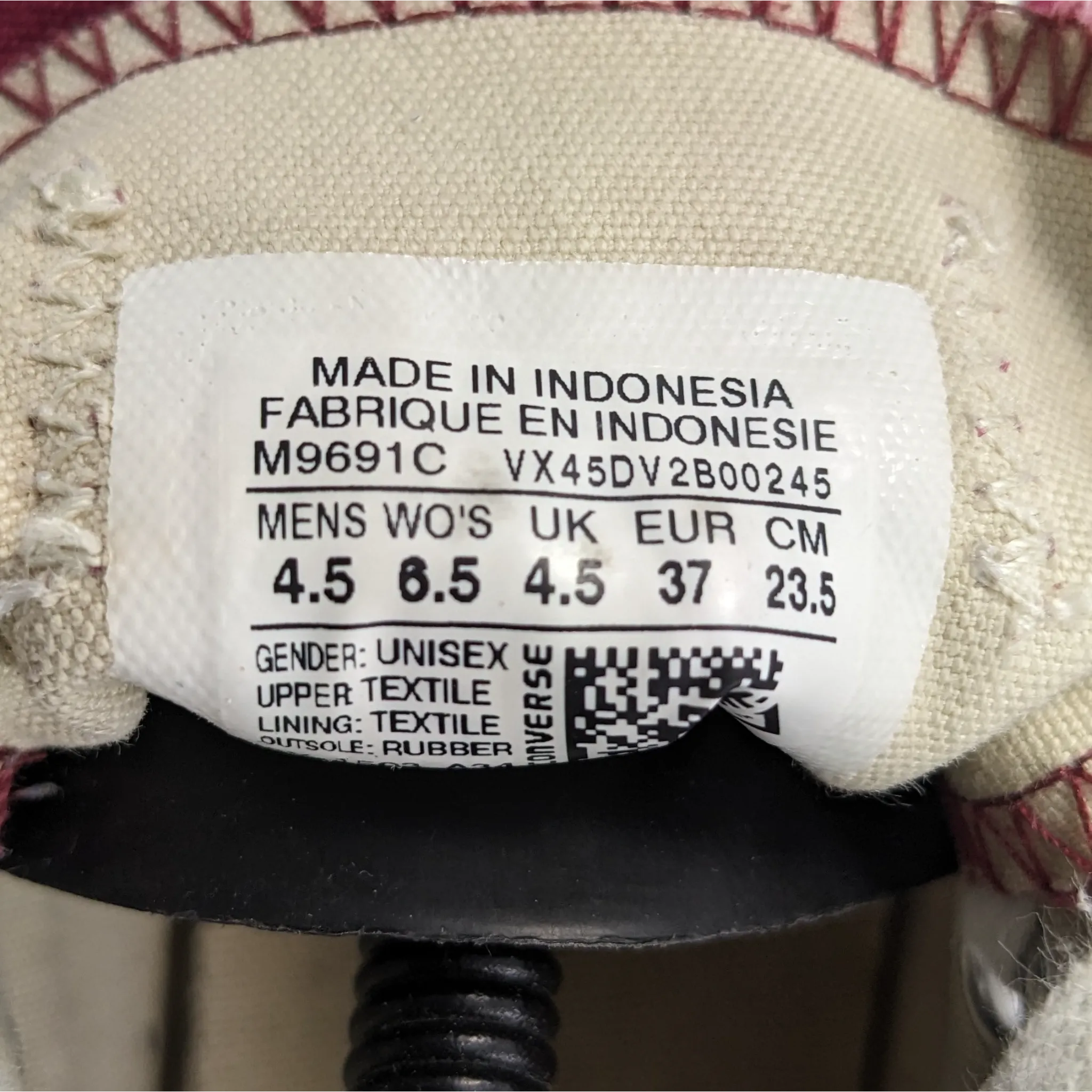 Converse Maroon Sneakers
