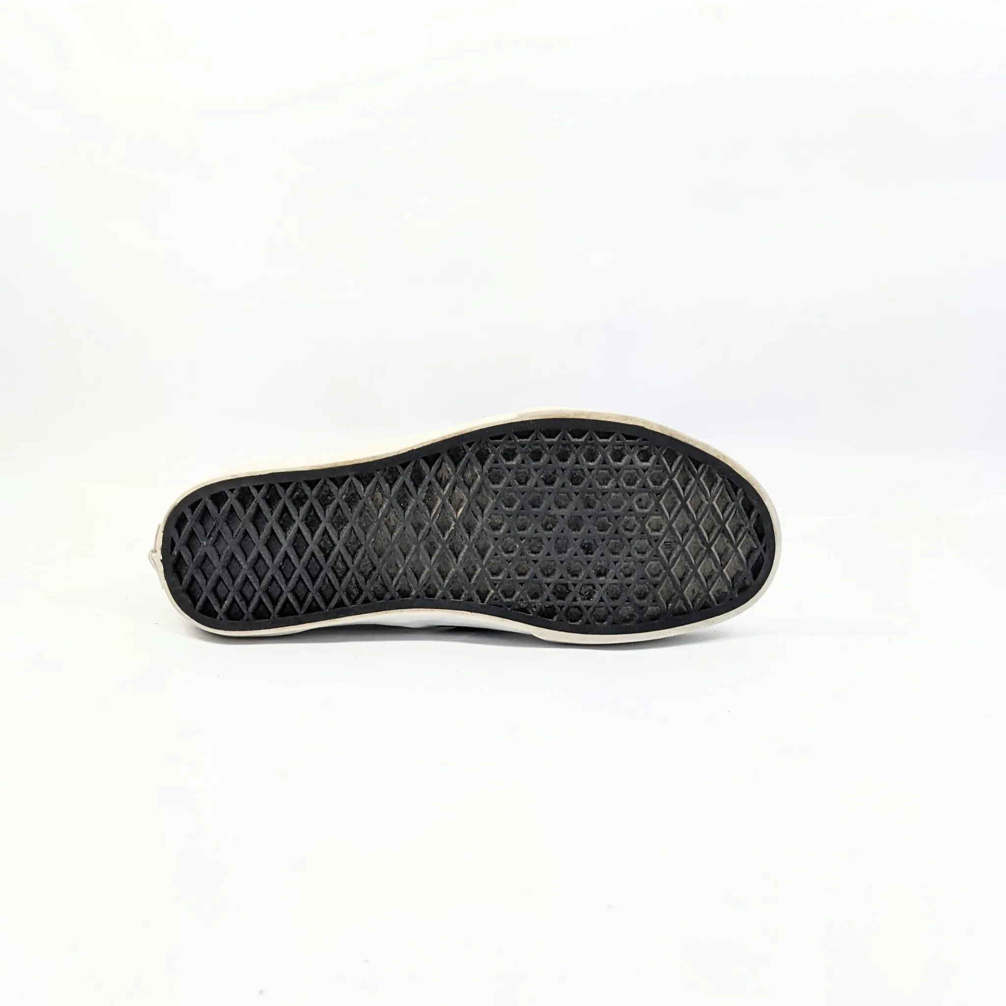 فانس رمادي SlipOns