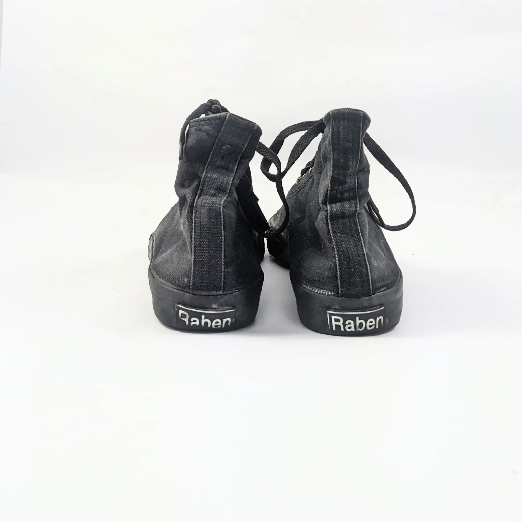 Raben Black Hightops