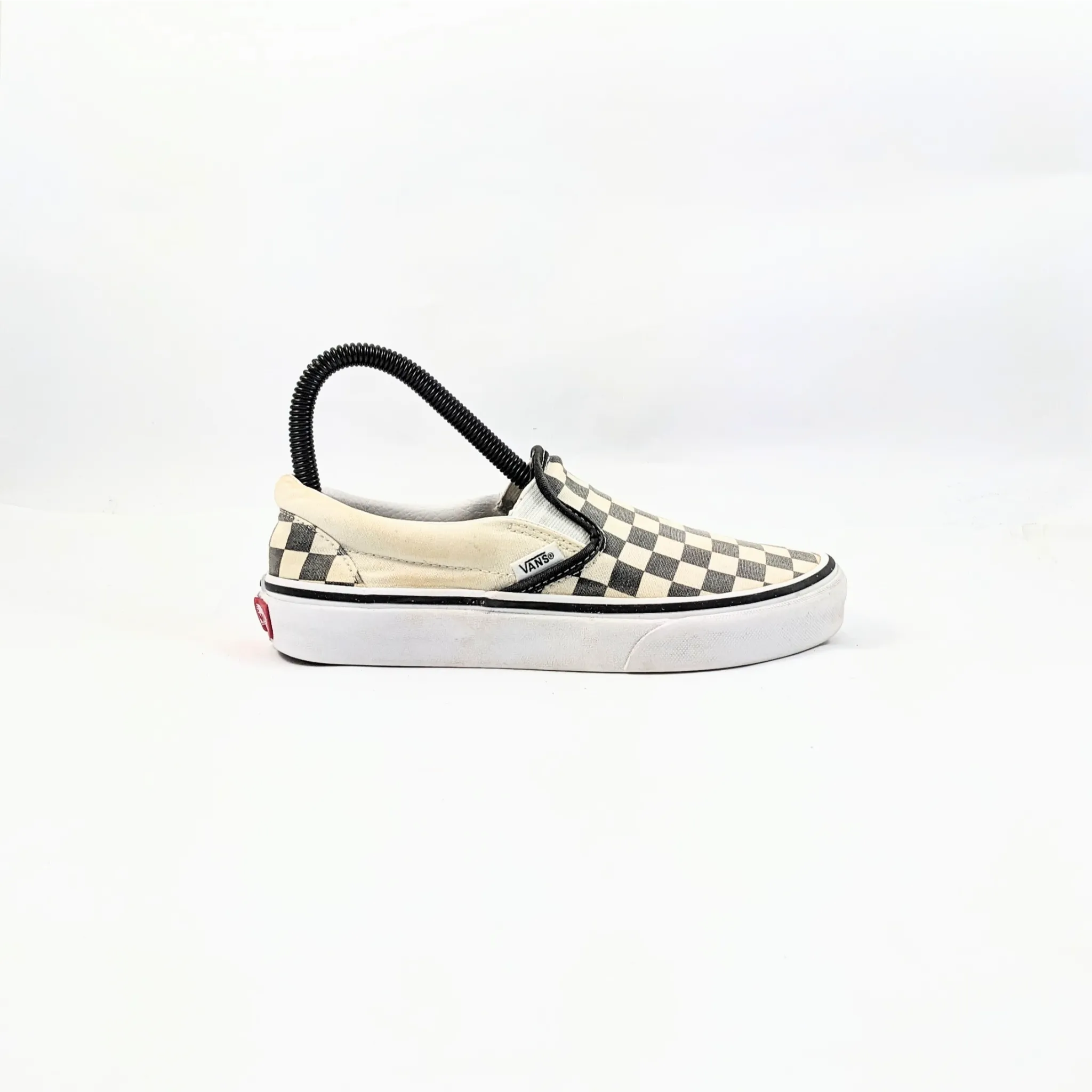 عربات بيضاء SlipOns