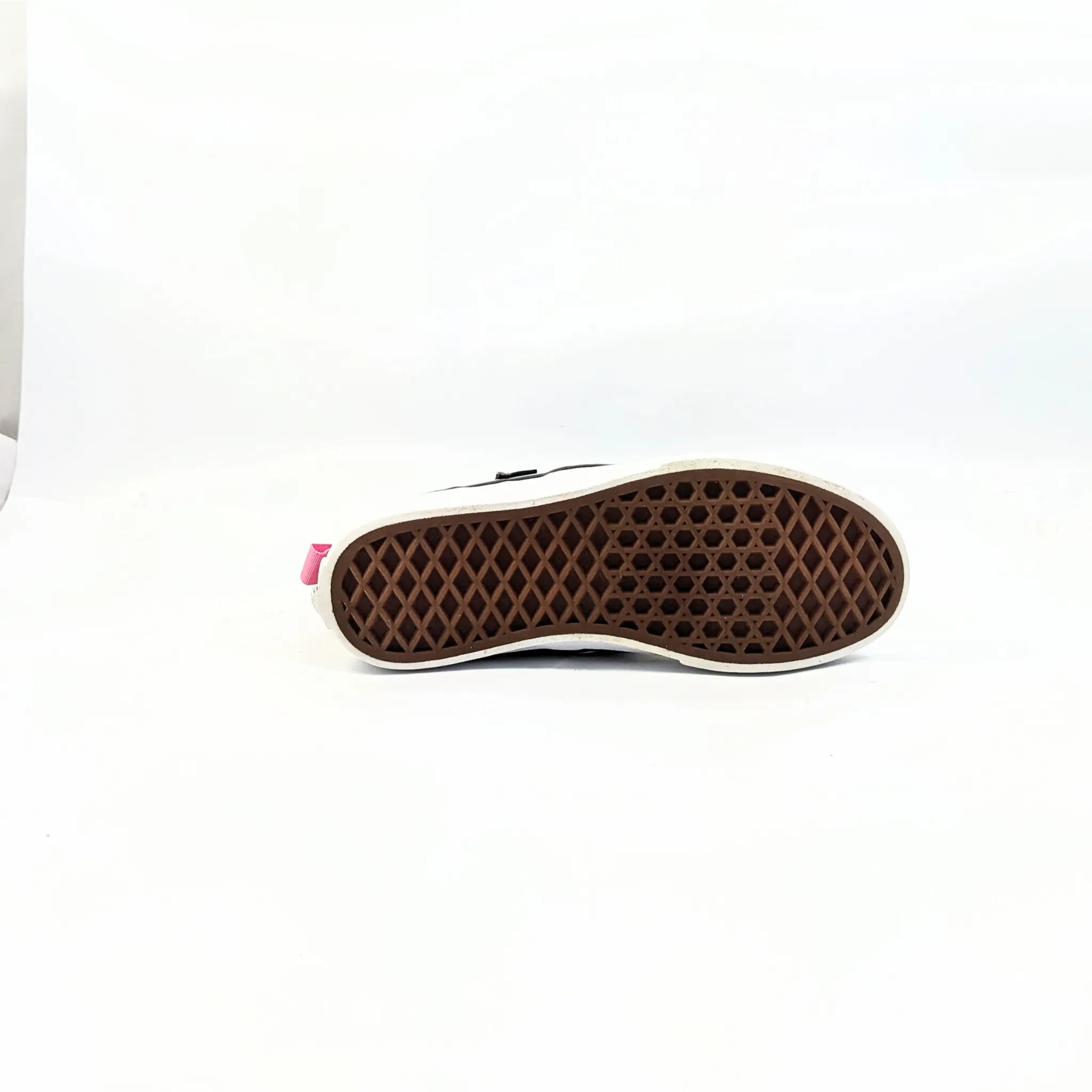 عربات بيضاء SlipOns