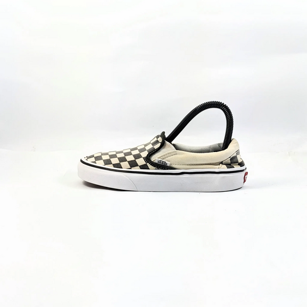 عربات بيضاء SlipOns