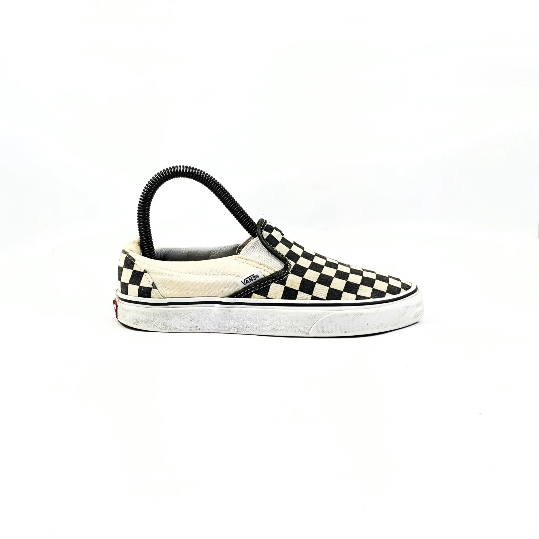 عربات بيضاء SlipOns