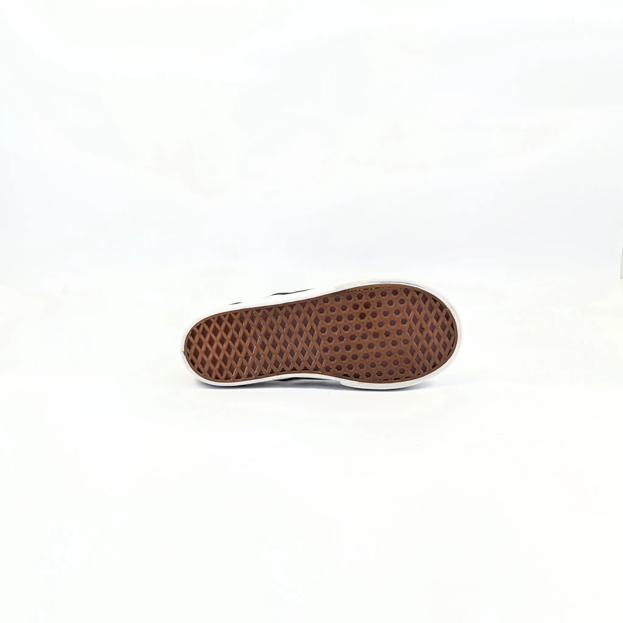 عربات بيضاء SlipOns