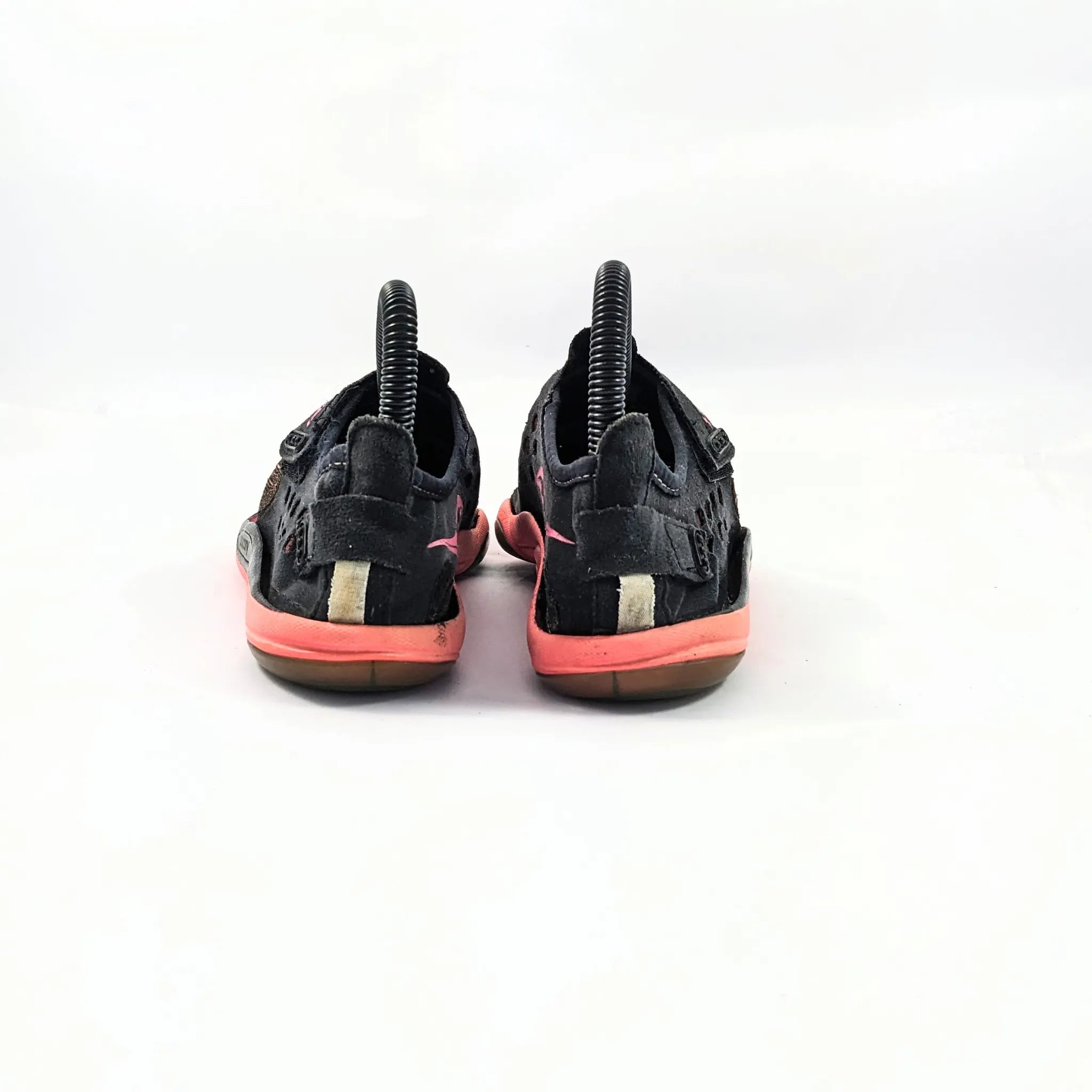 Saucony Black SlipOns