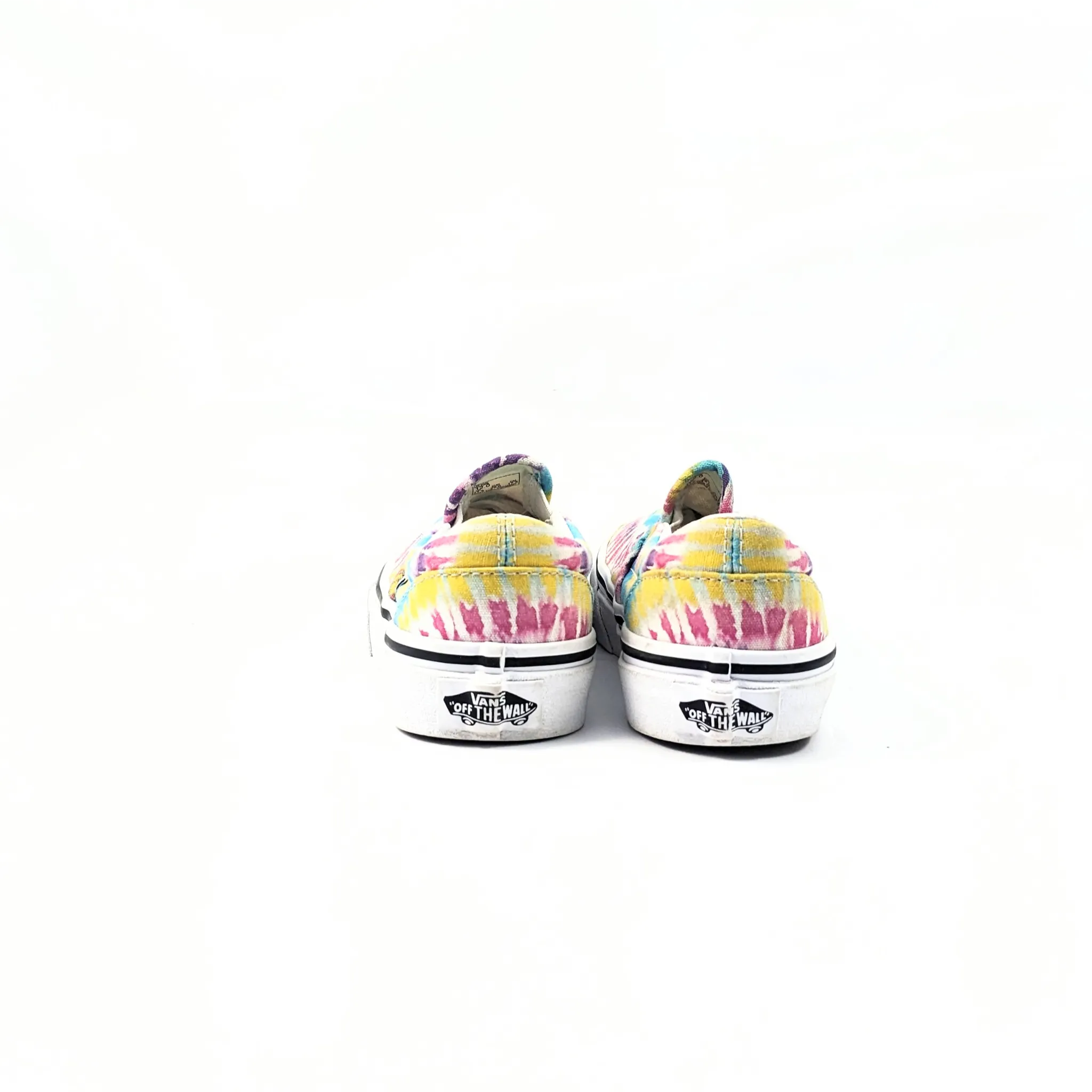 عربات بيضاء SlipOns