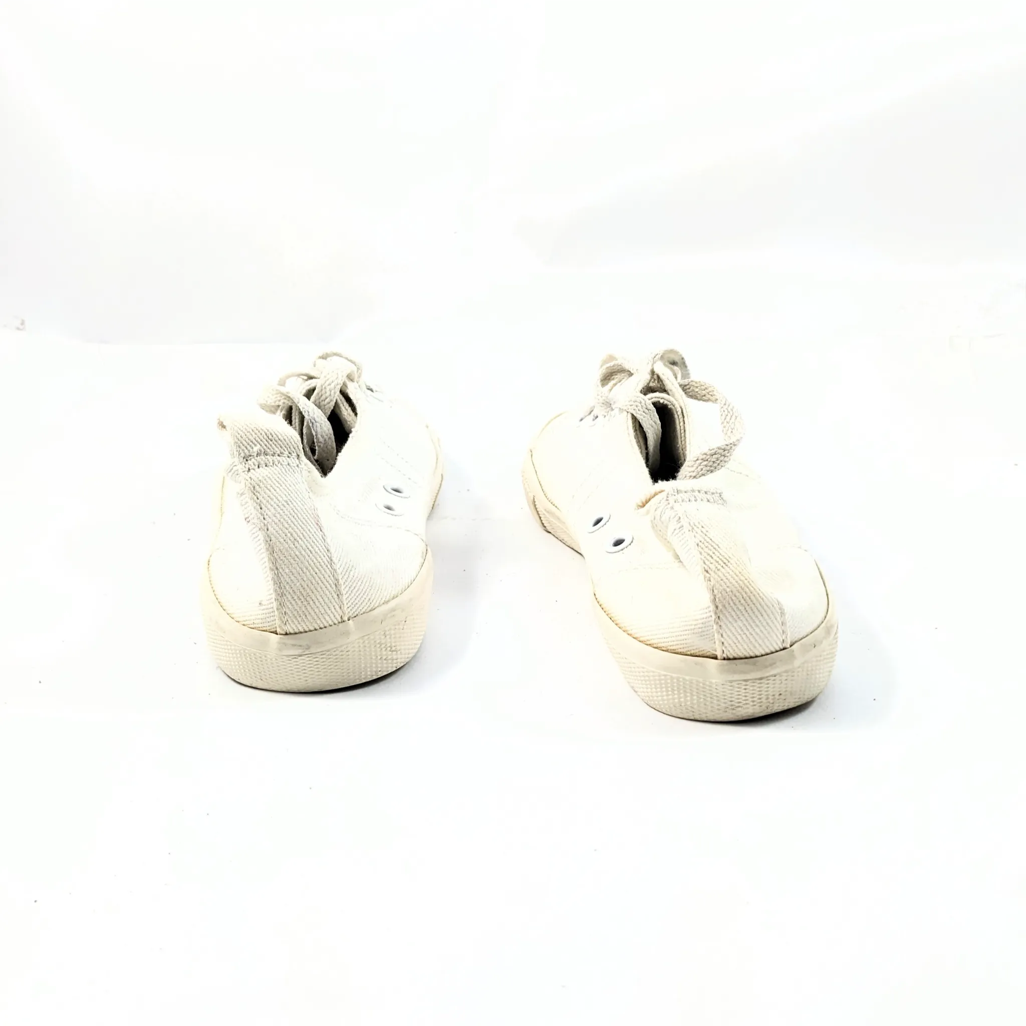 OYSIIO White Sneakers