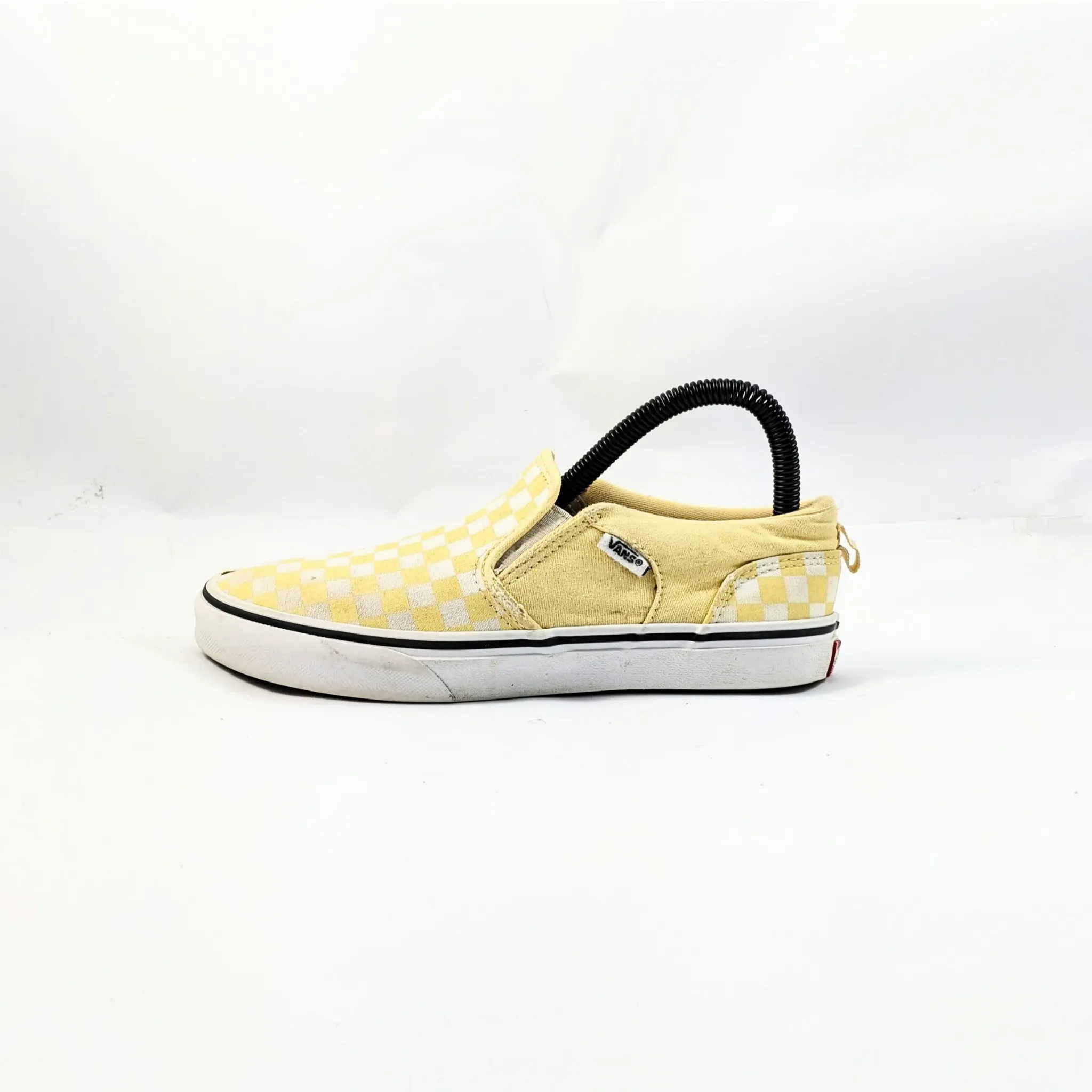 عربات SlipOns الصفراء
