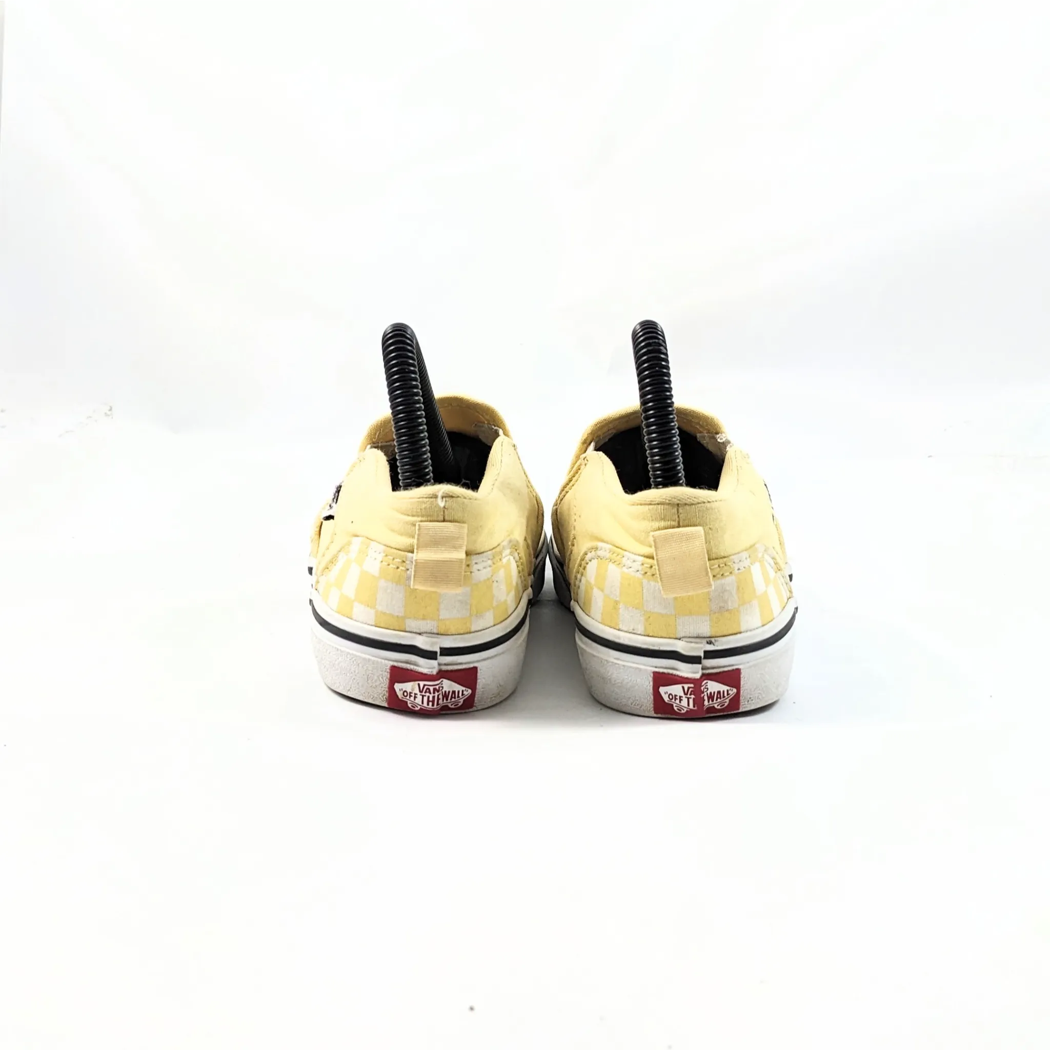 عربات SlipOns الصفراء