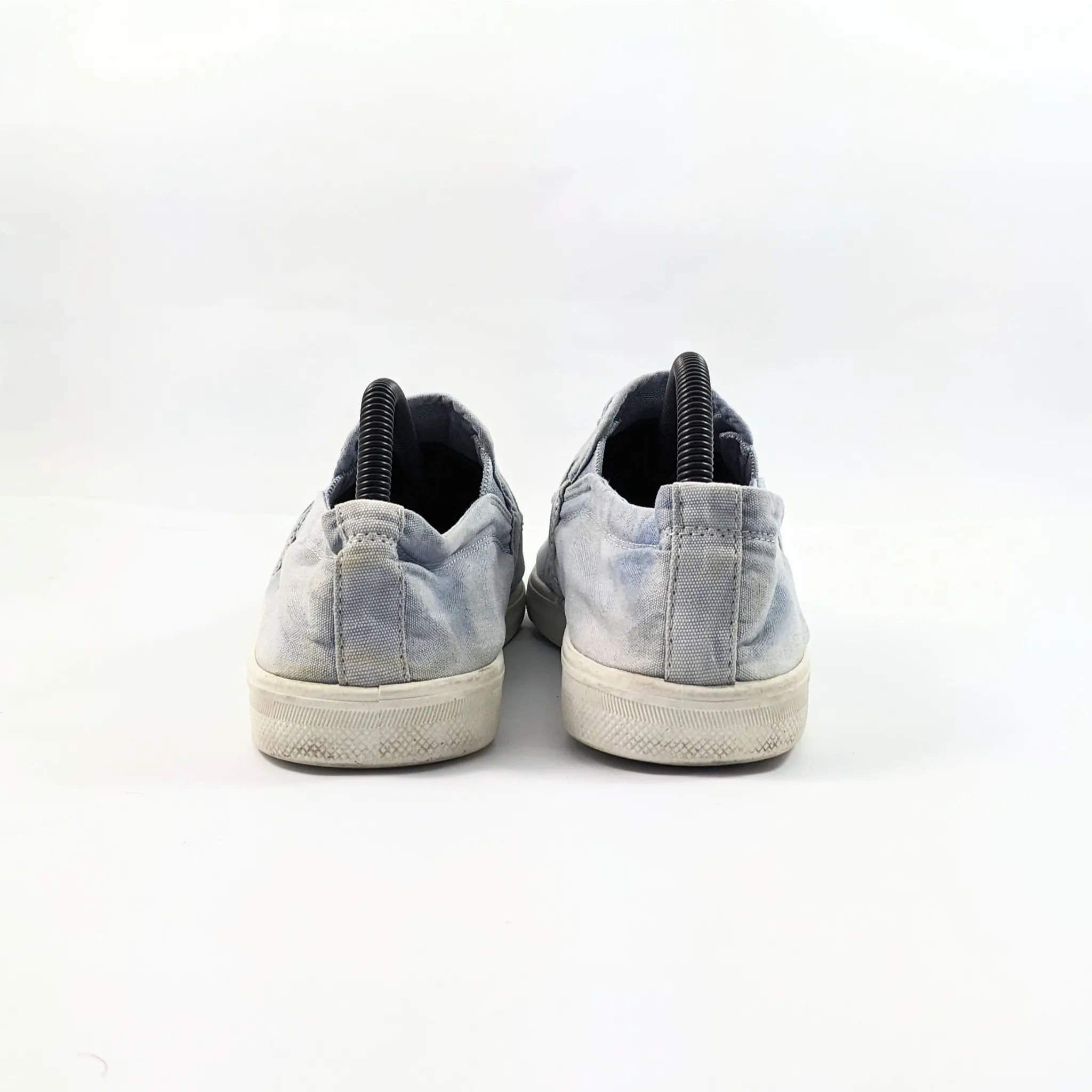 XIU XIAN  Light Blue Sneakers