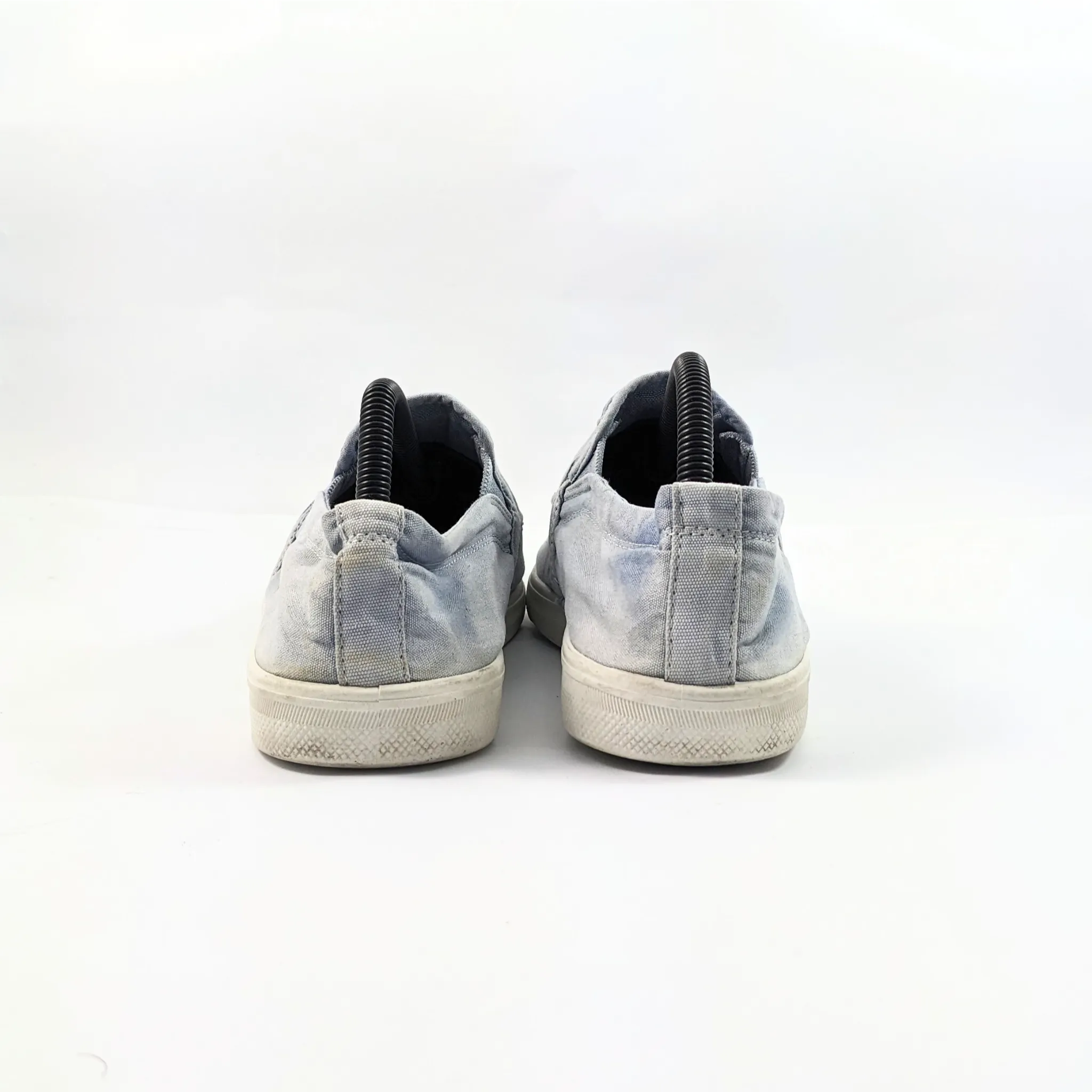 XIU XIAN Blue Sneakers