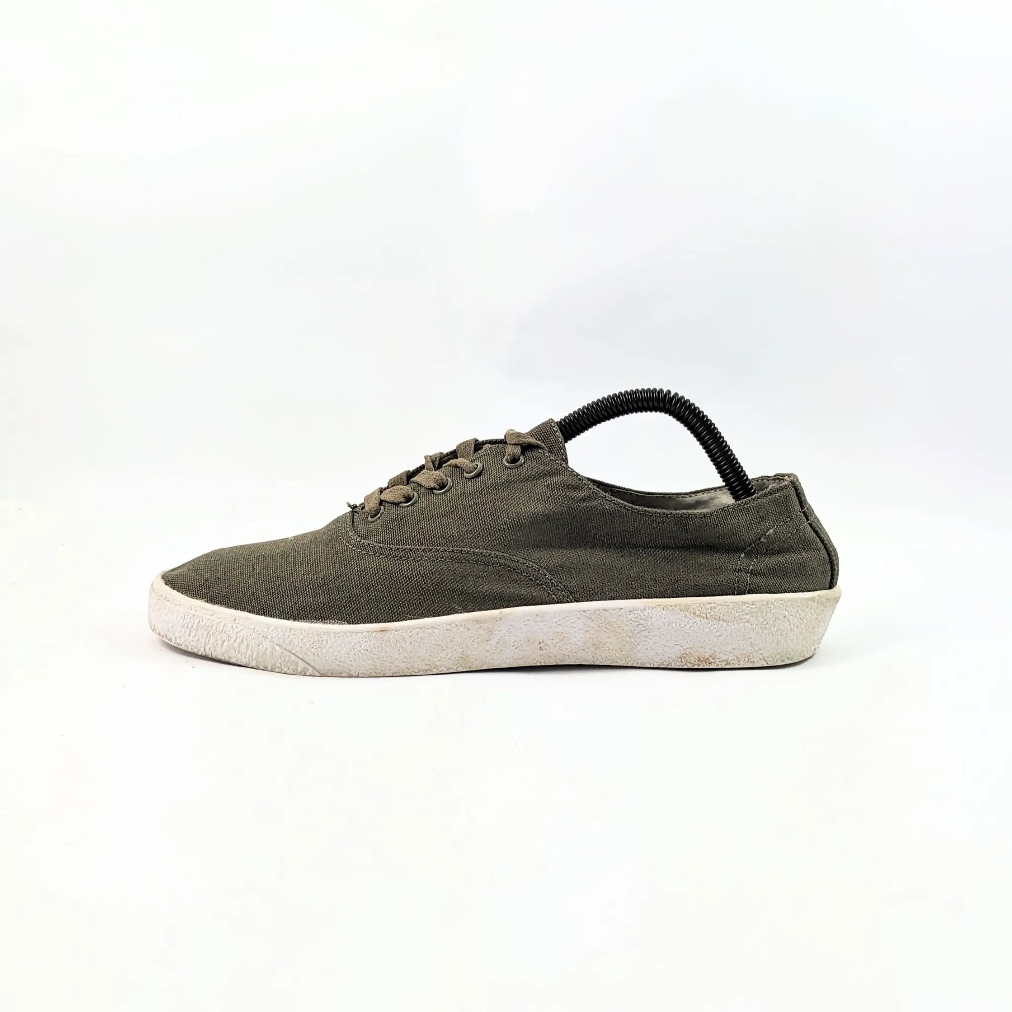 Betts Grey Sneakers