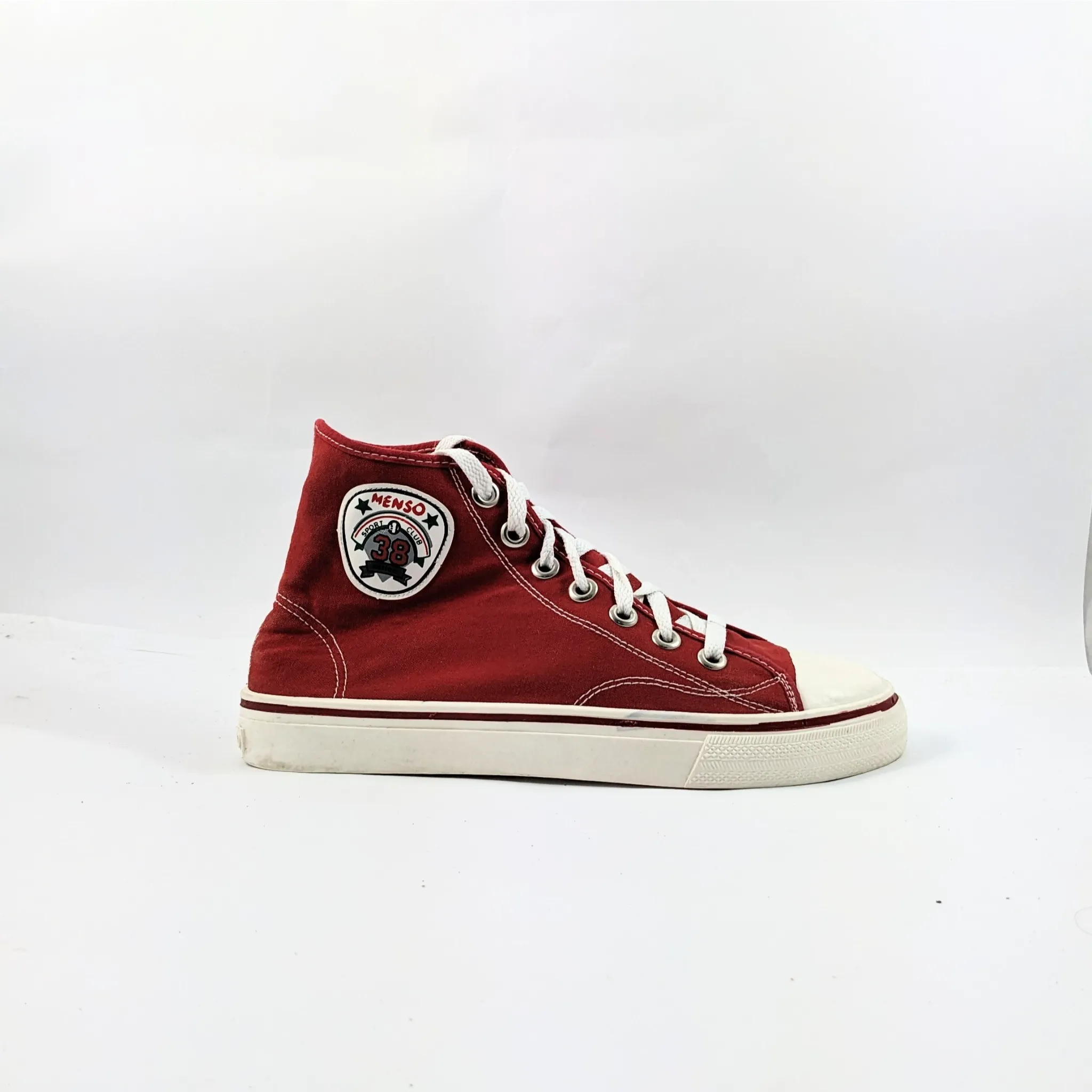 Menso Red Hightops
