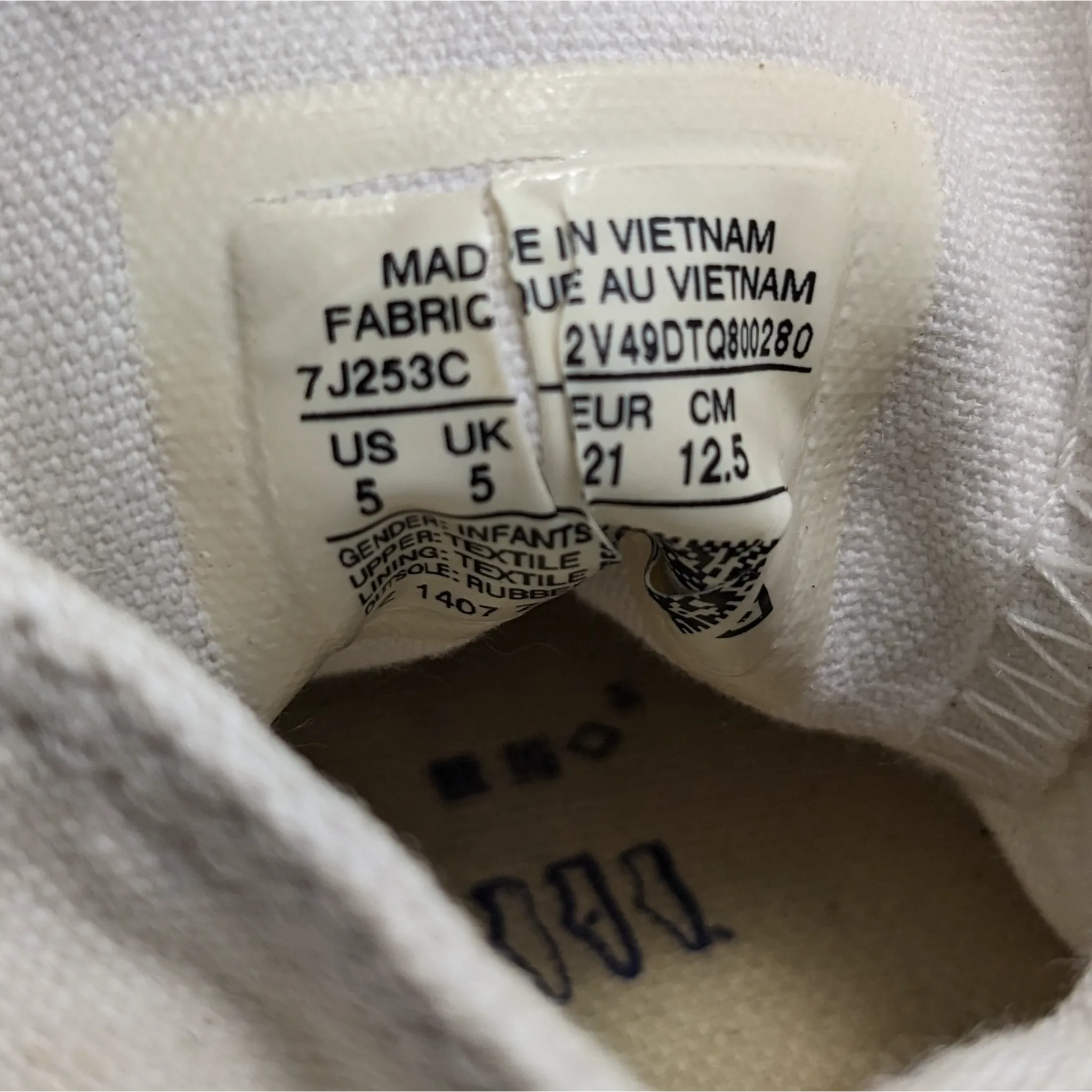 Converse White Hightops Kids