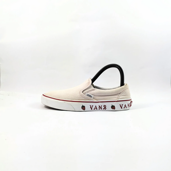 عربات بيضاء SlipOns