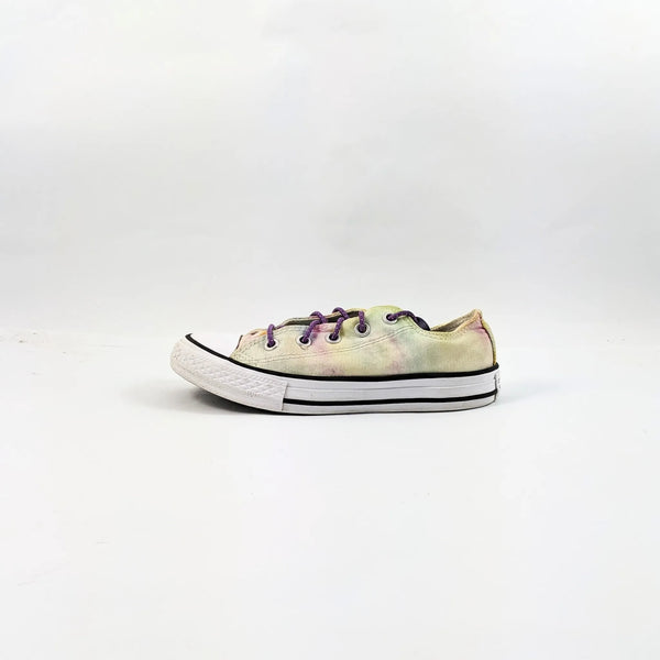 Pre loved Converse White Sneakers Lahore
