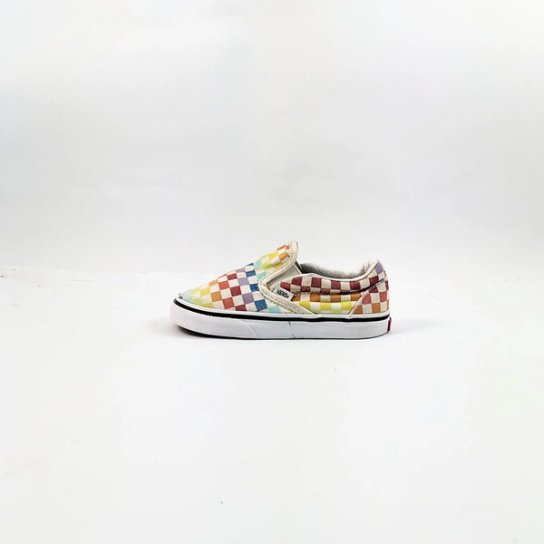 فانس وايت SlipOns للأطفال