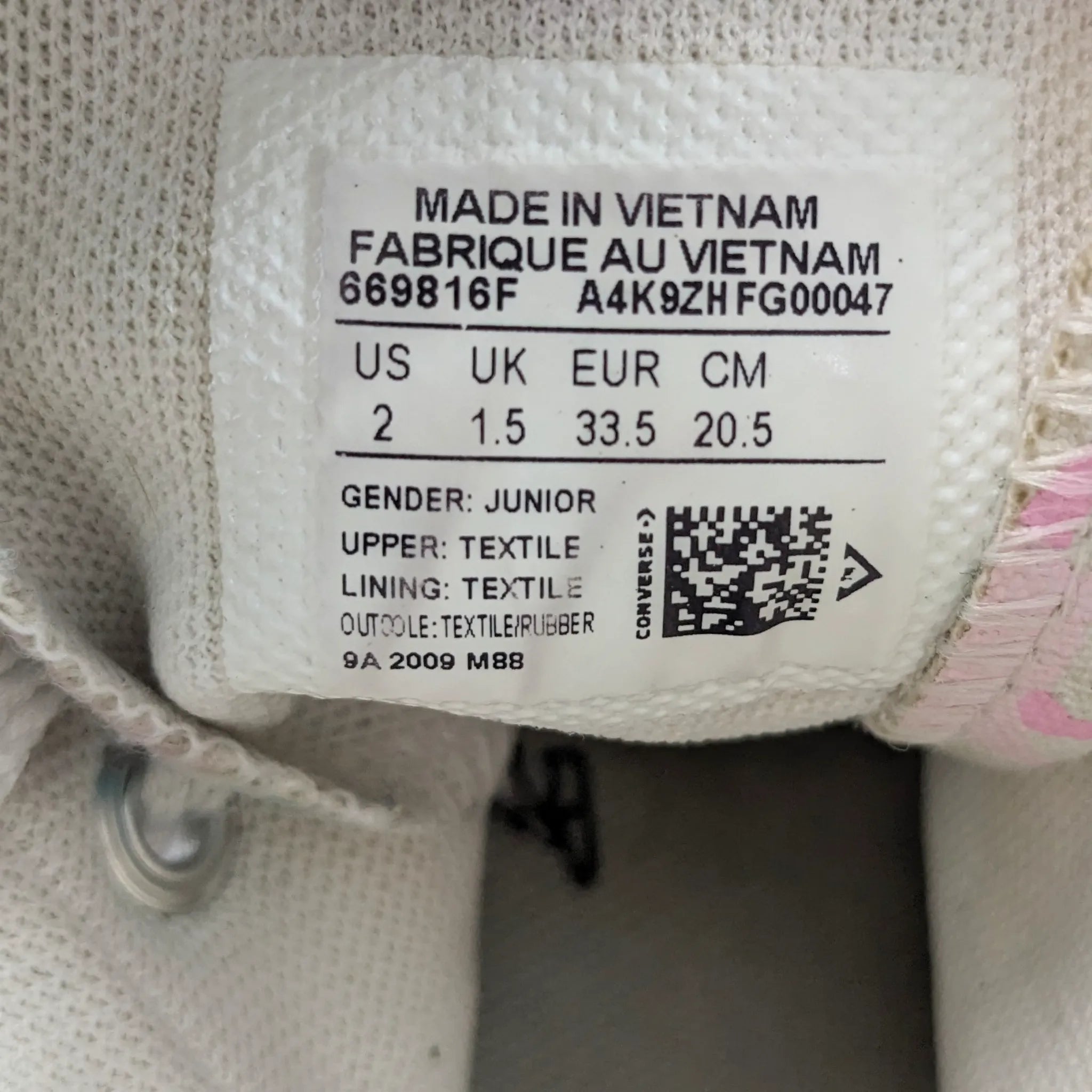 Pre loved kids Sneakers