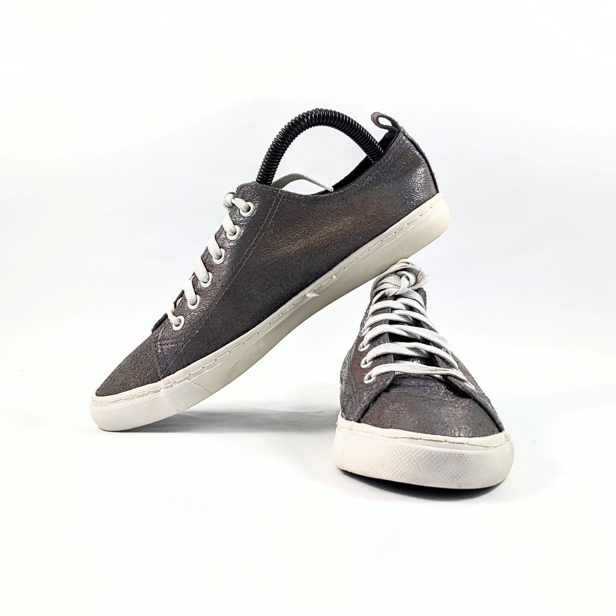 myStyle Grey Sneakers