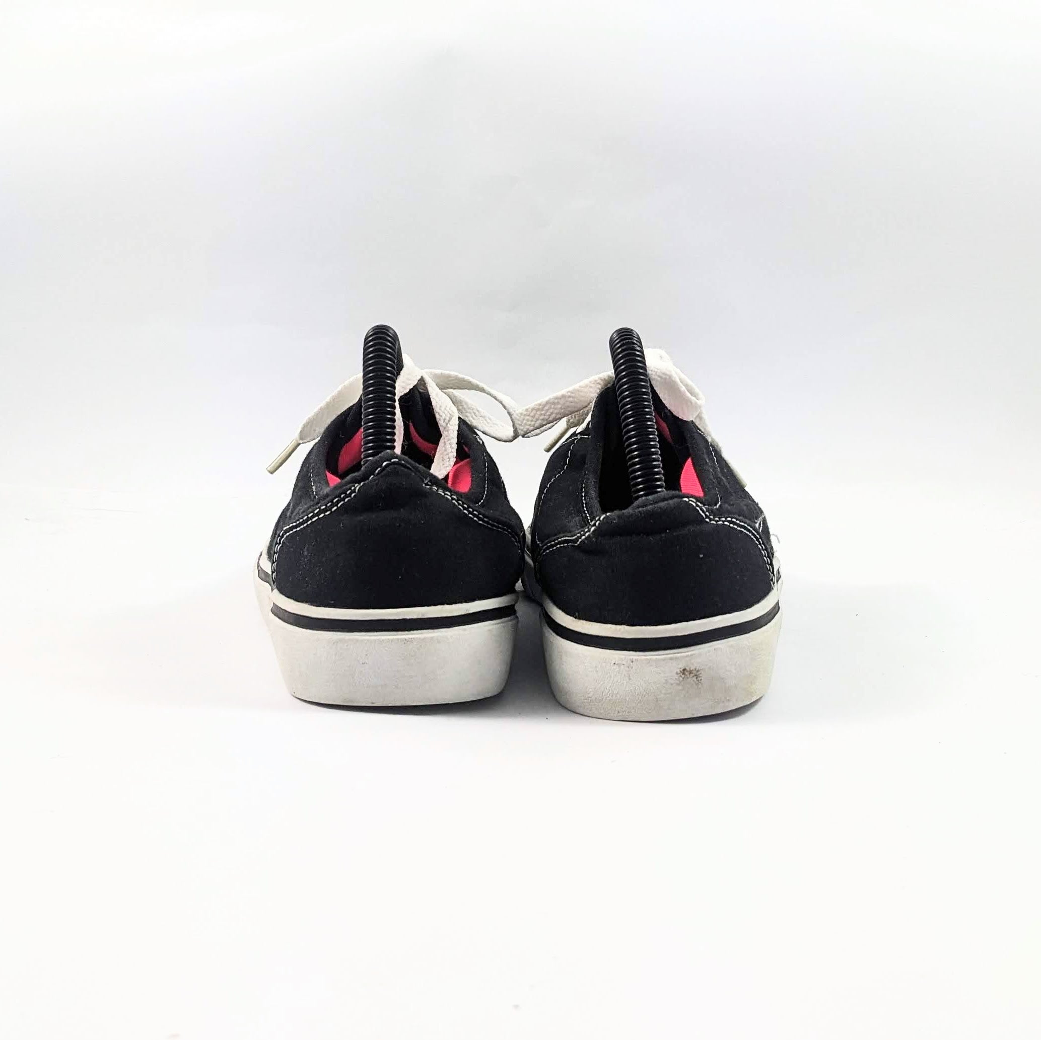 Jaded Glory Black Sneakers