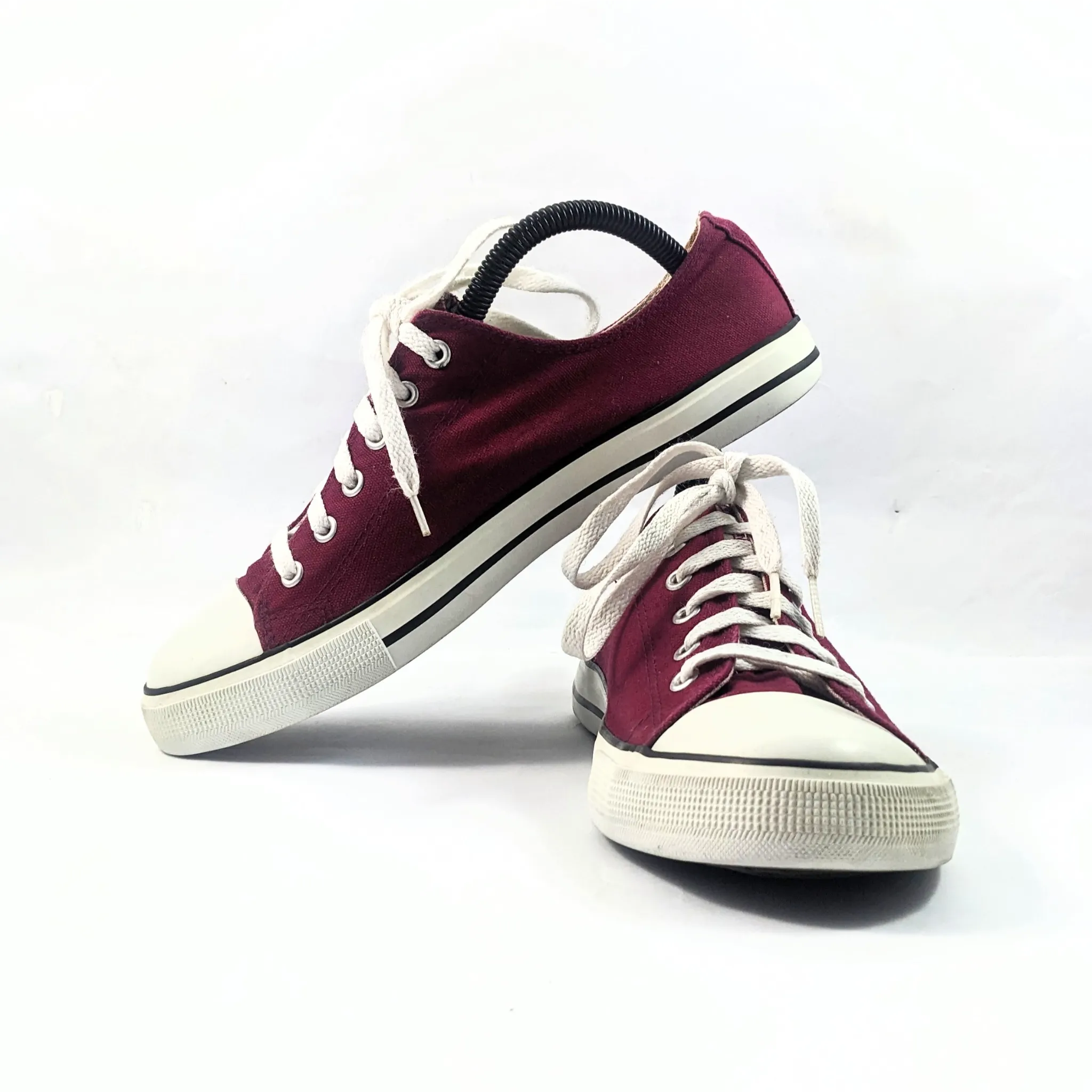Vty Maroon Sneakers