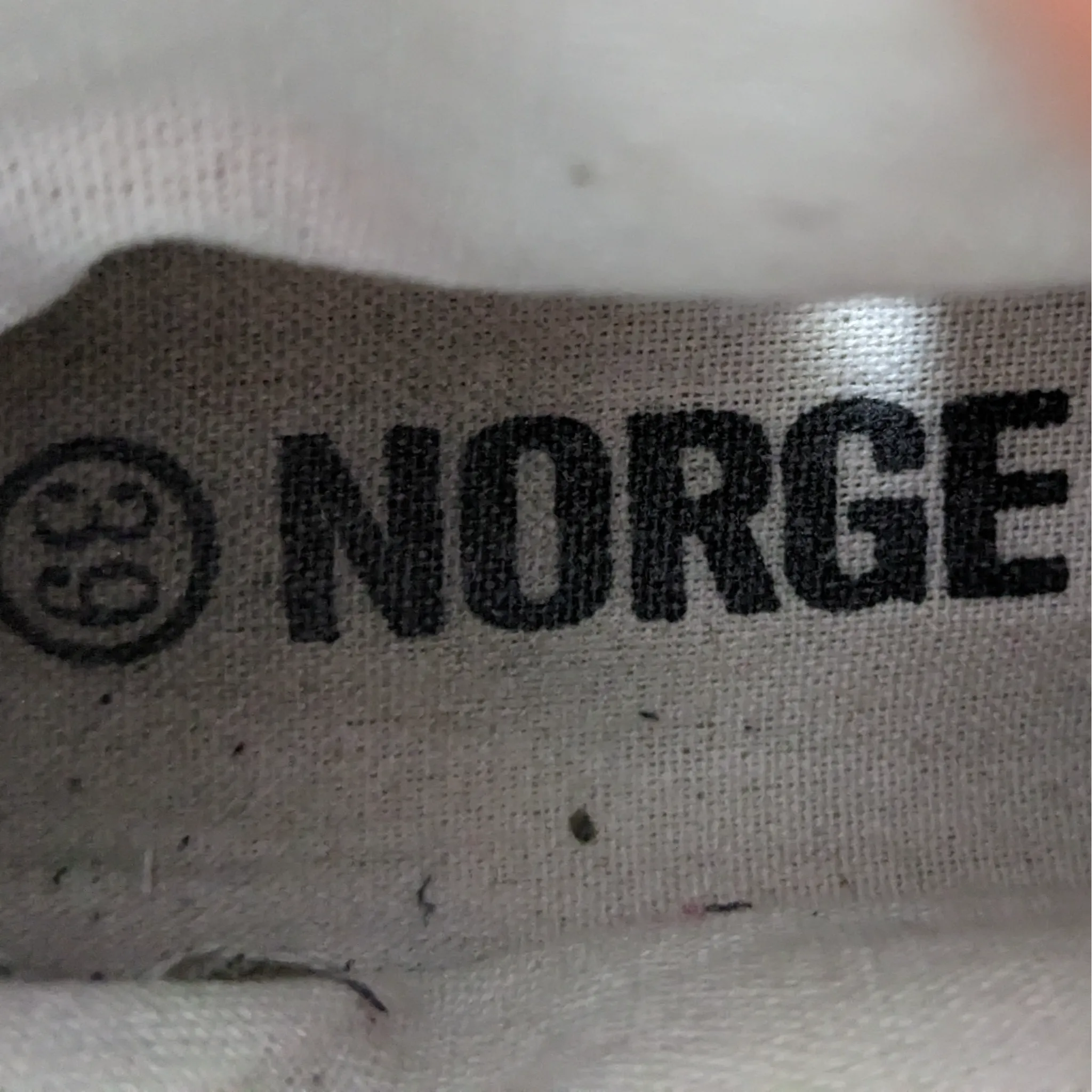 Norge Red Hightops