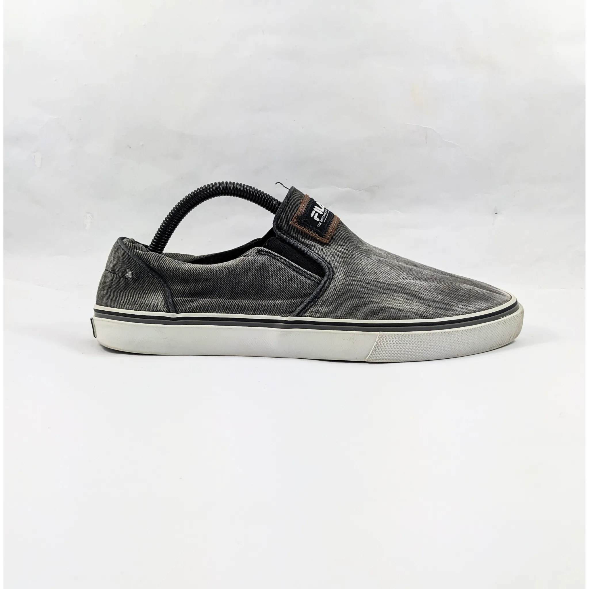 فيلا رمادية Slipons