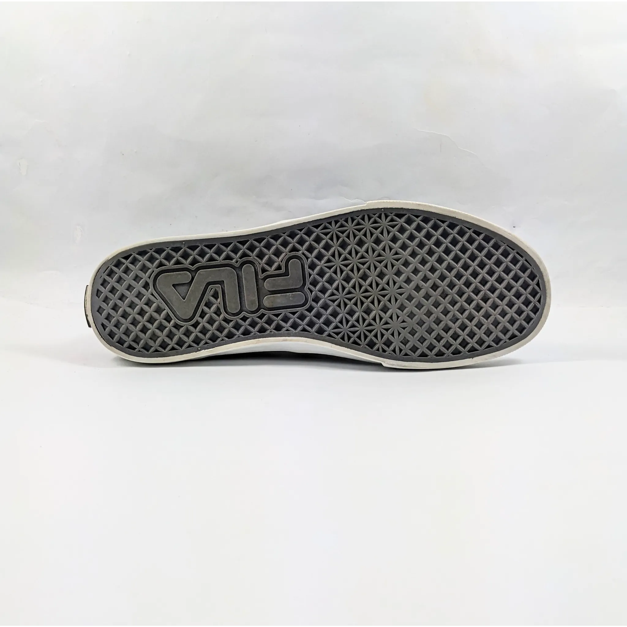 فيلا رمادية Slipons