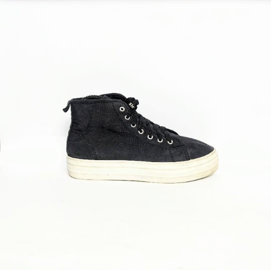 Black Convas Hightop Sneakers