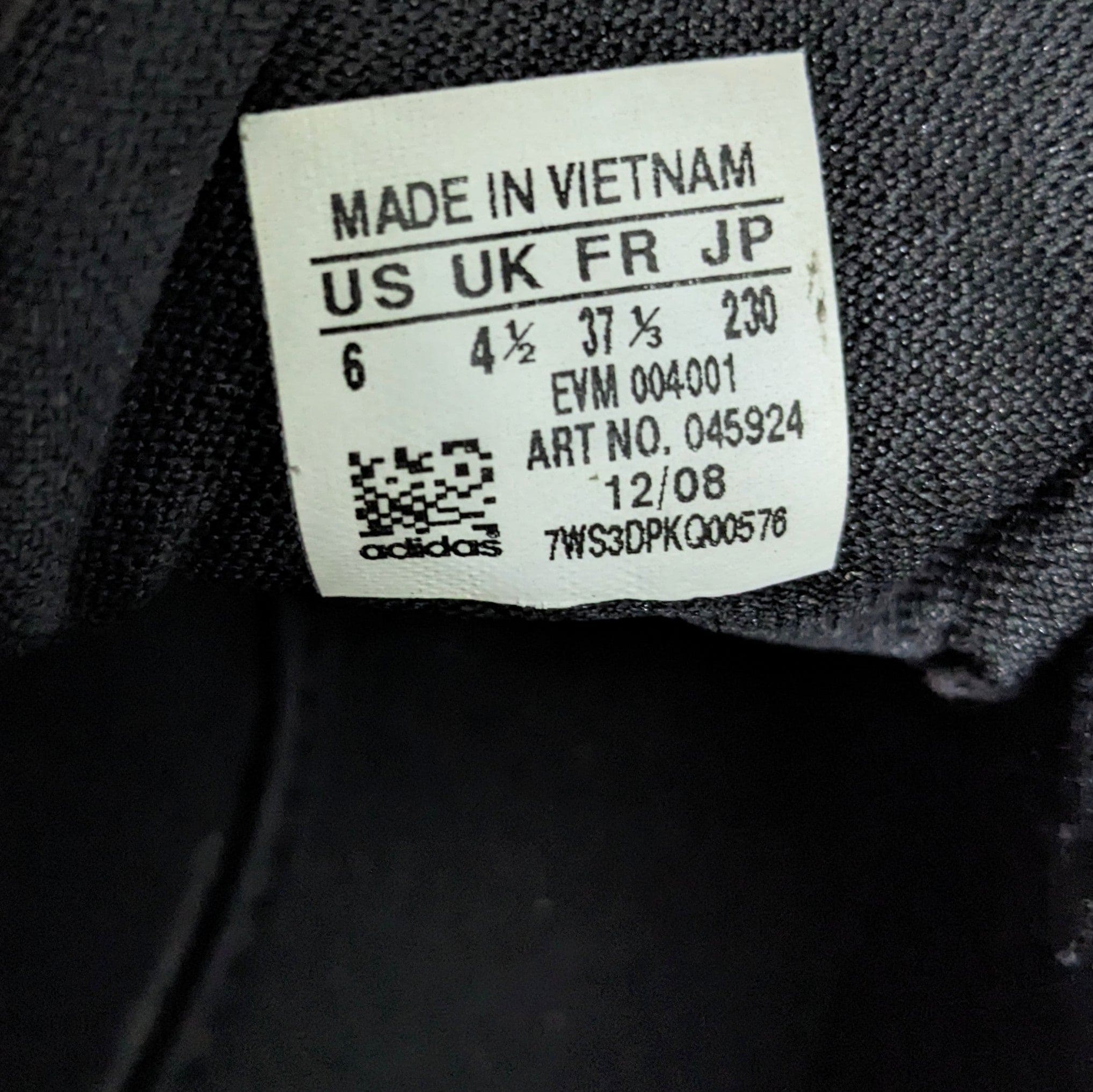 Second Hand Black adidas Leather Sneakers