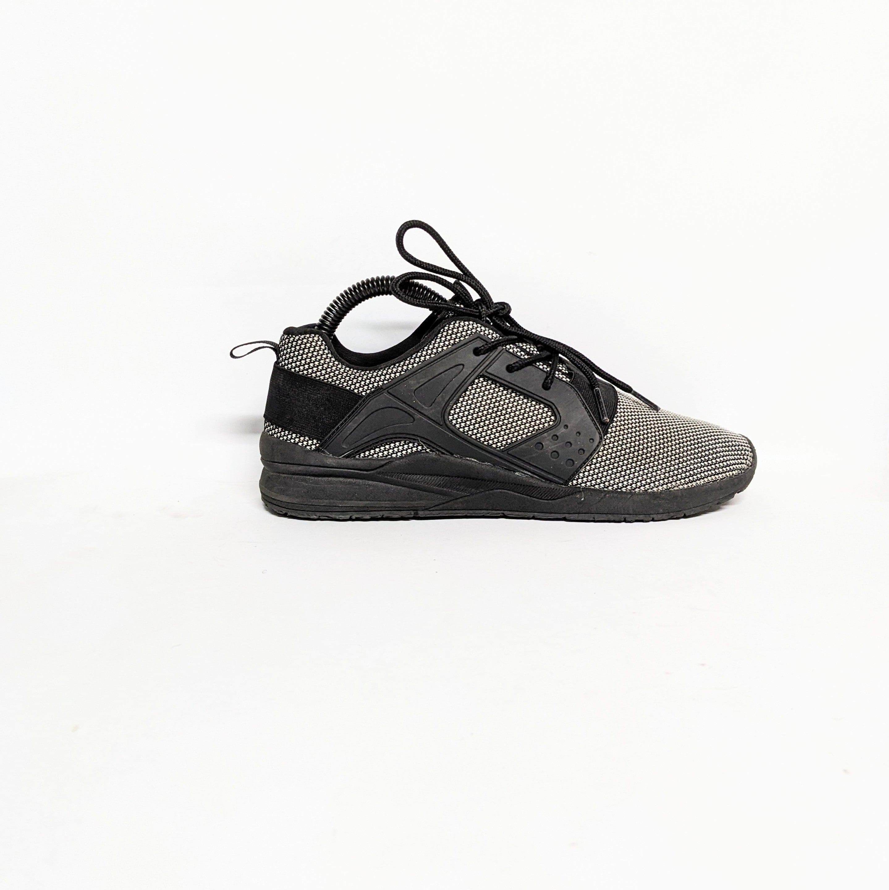 Black Preloved Premium LightWeight Sneakers