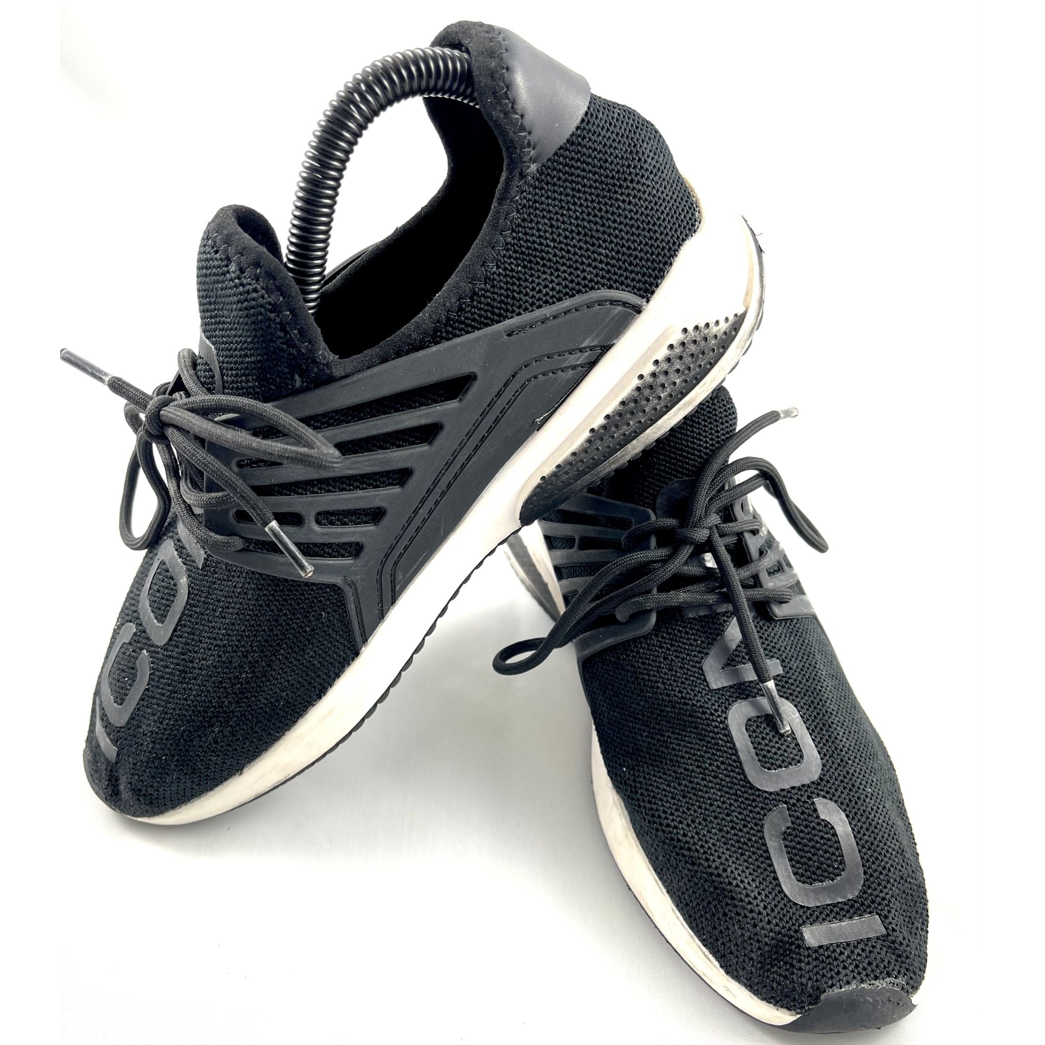 NewYorker Icon Black Sneakers