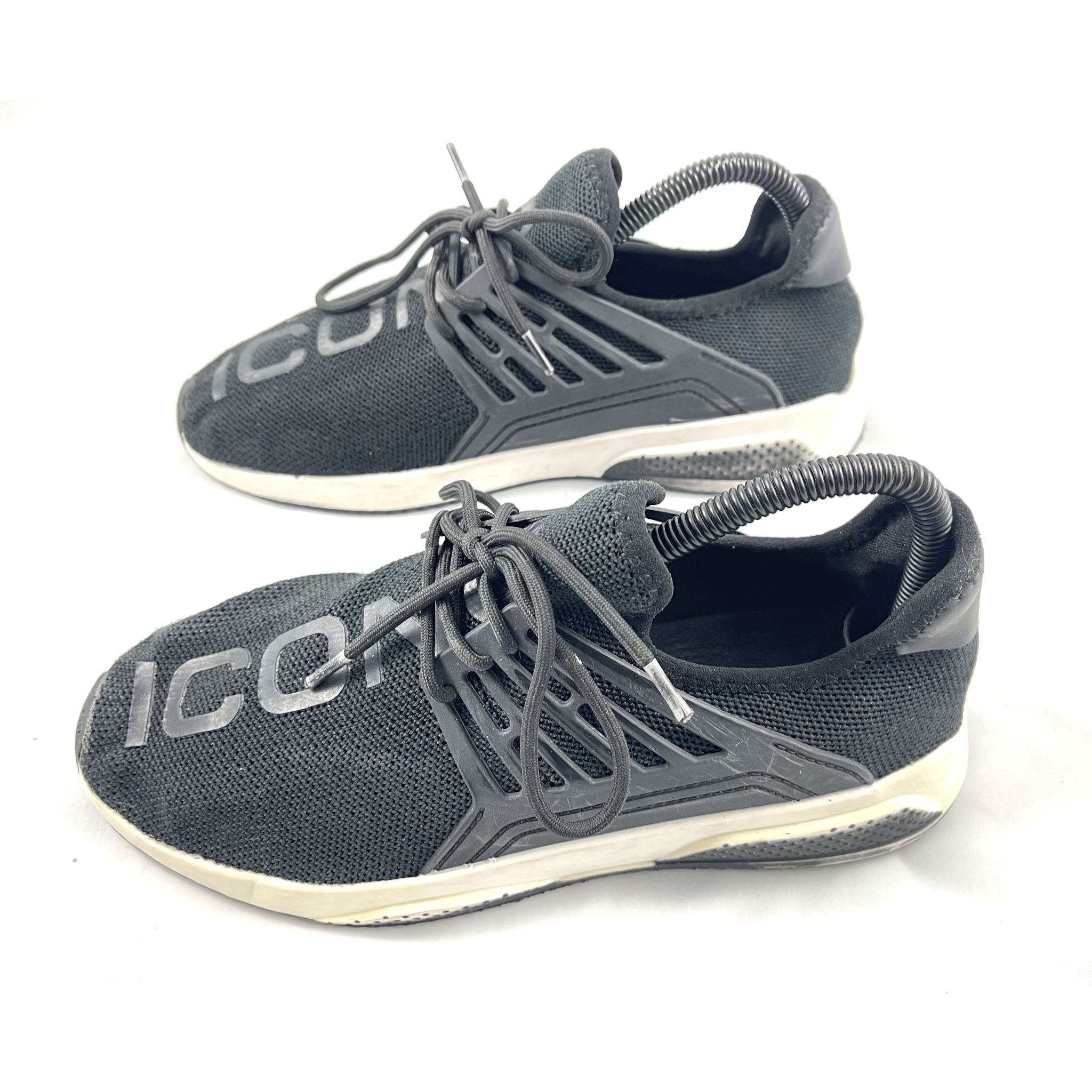 NewYorker Icon Black Sneakers
