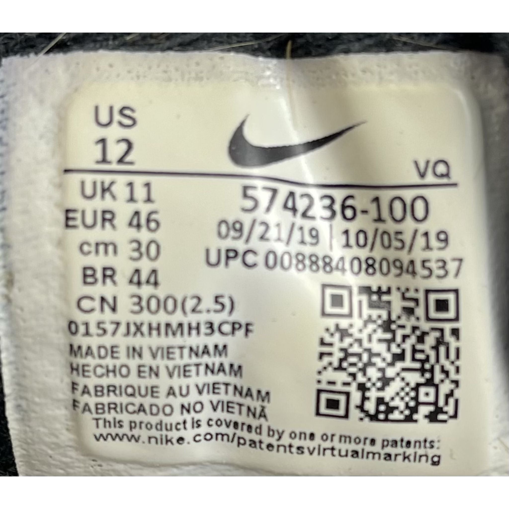 White Nike Sneakers