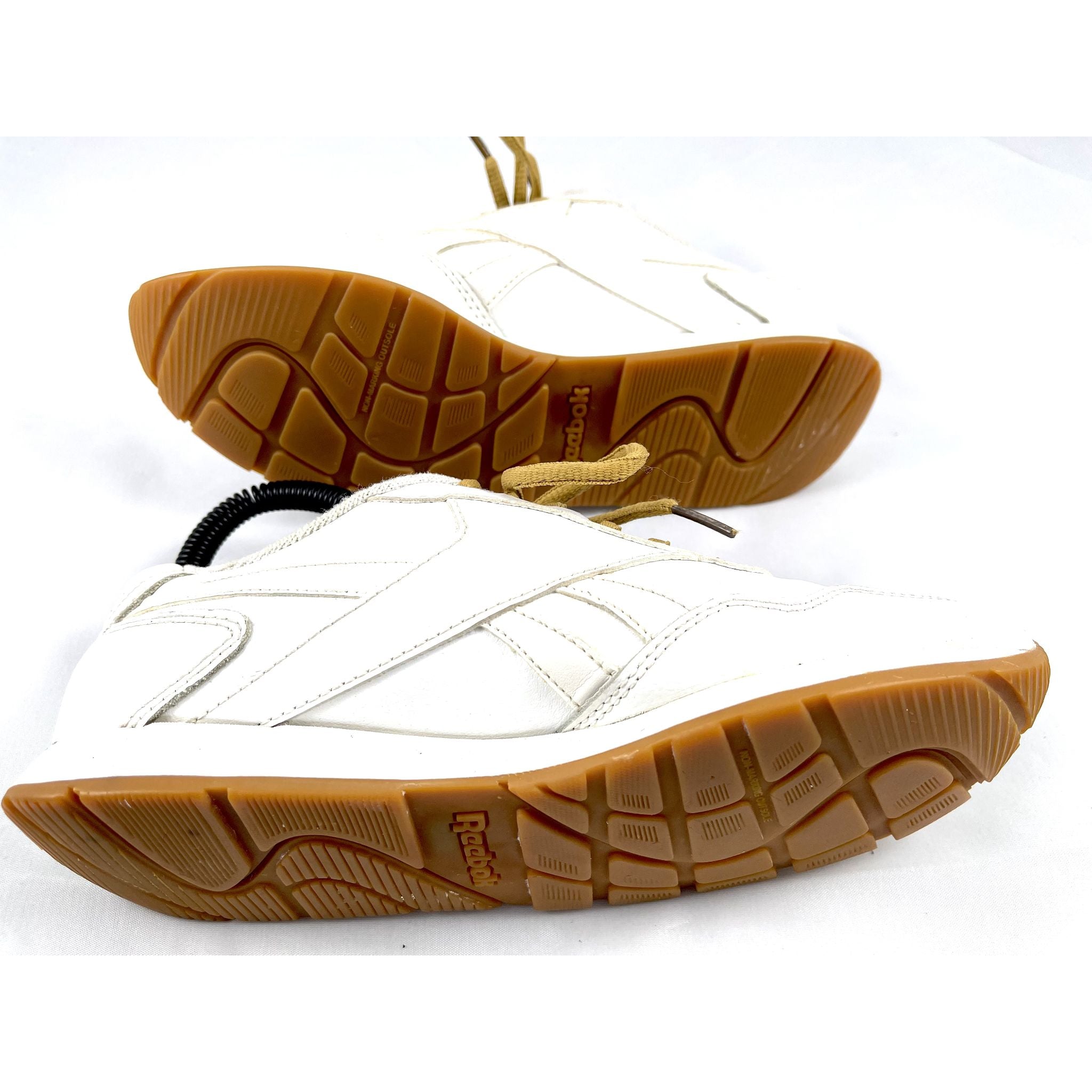 Reebok White Sneakers Preloved Excellent