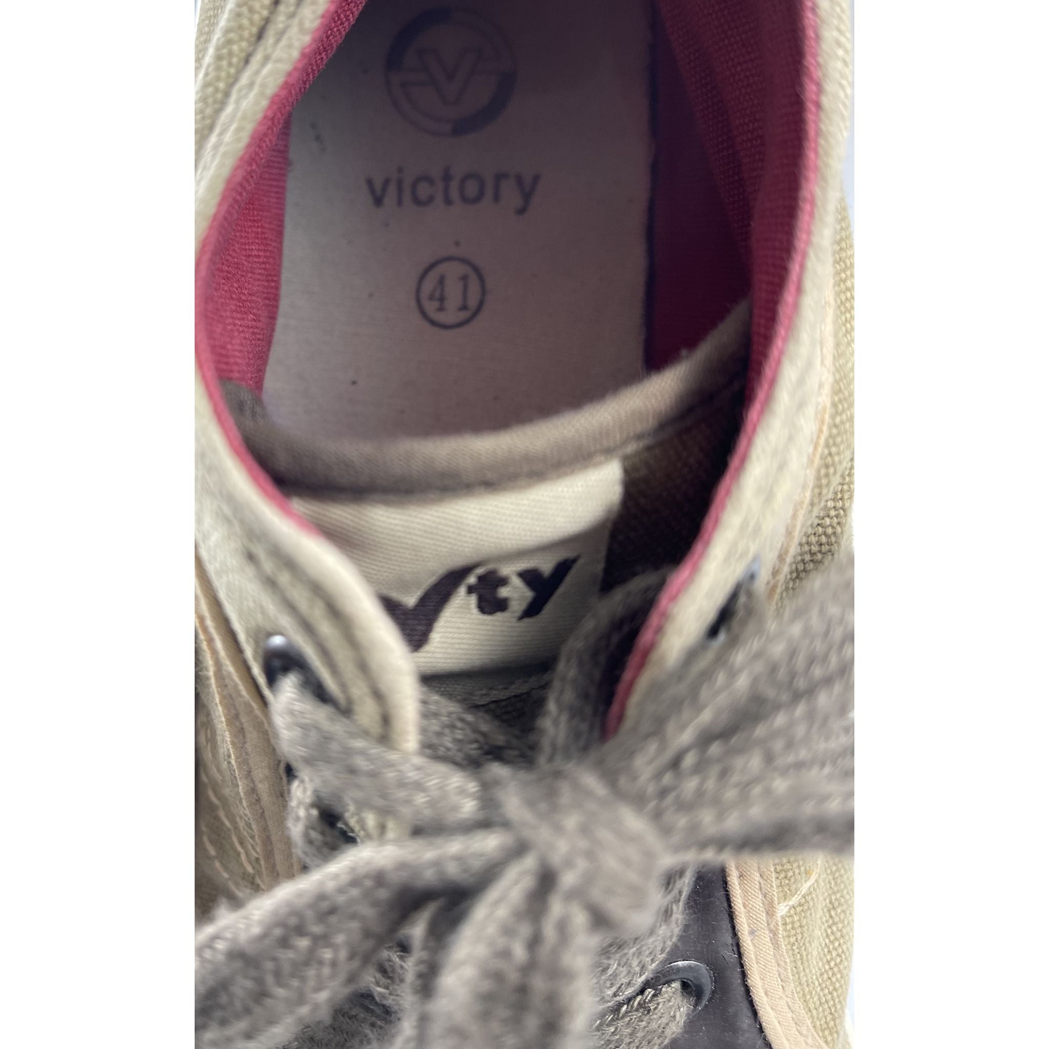 Victory Brown Sneakers